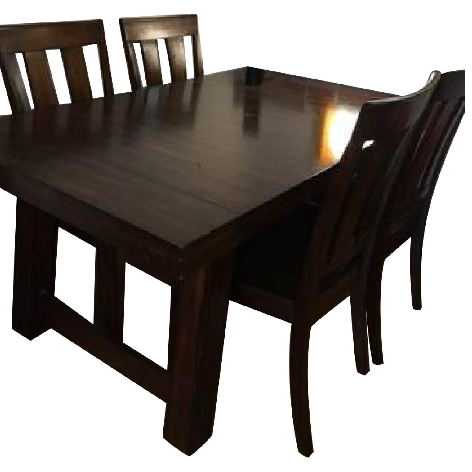 Solid Oak Dining Table w/ 4 Chairs - AptDeco