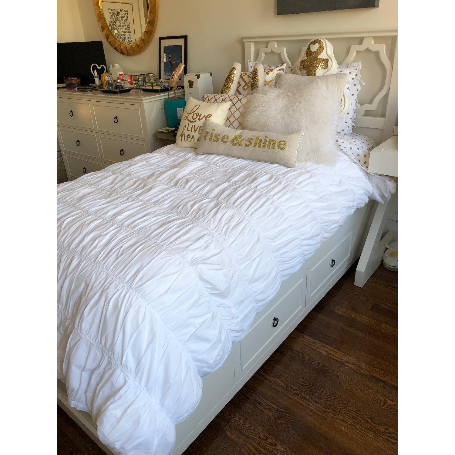 Pottery Barn Teen Elsie Storage Bed - image-3