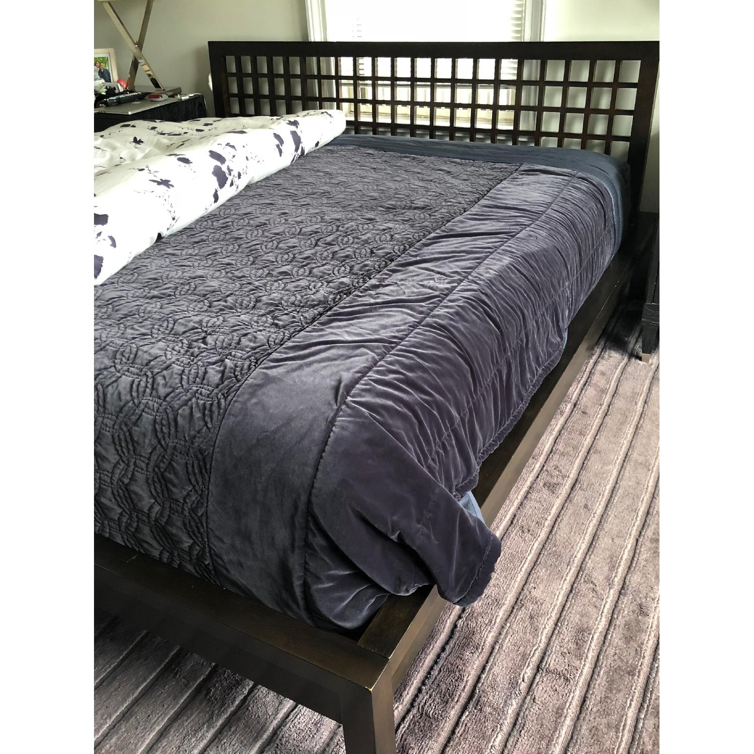 Crate & Barrel King Bed AptDeco