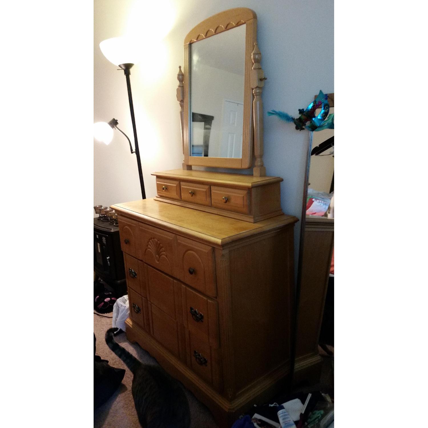 Dresser w/ Vanity Mirror - image-2