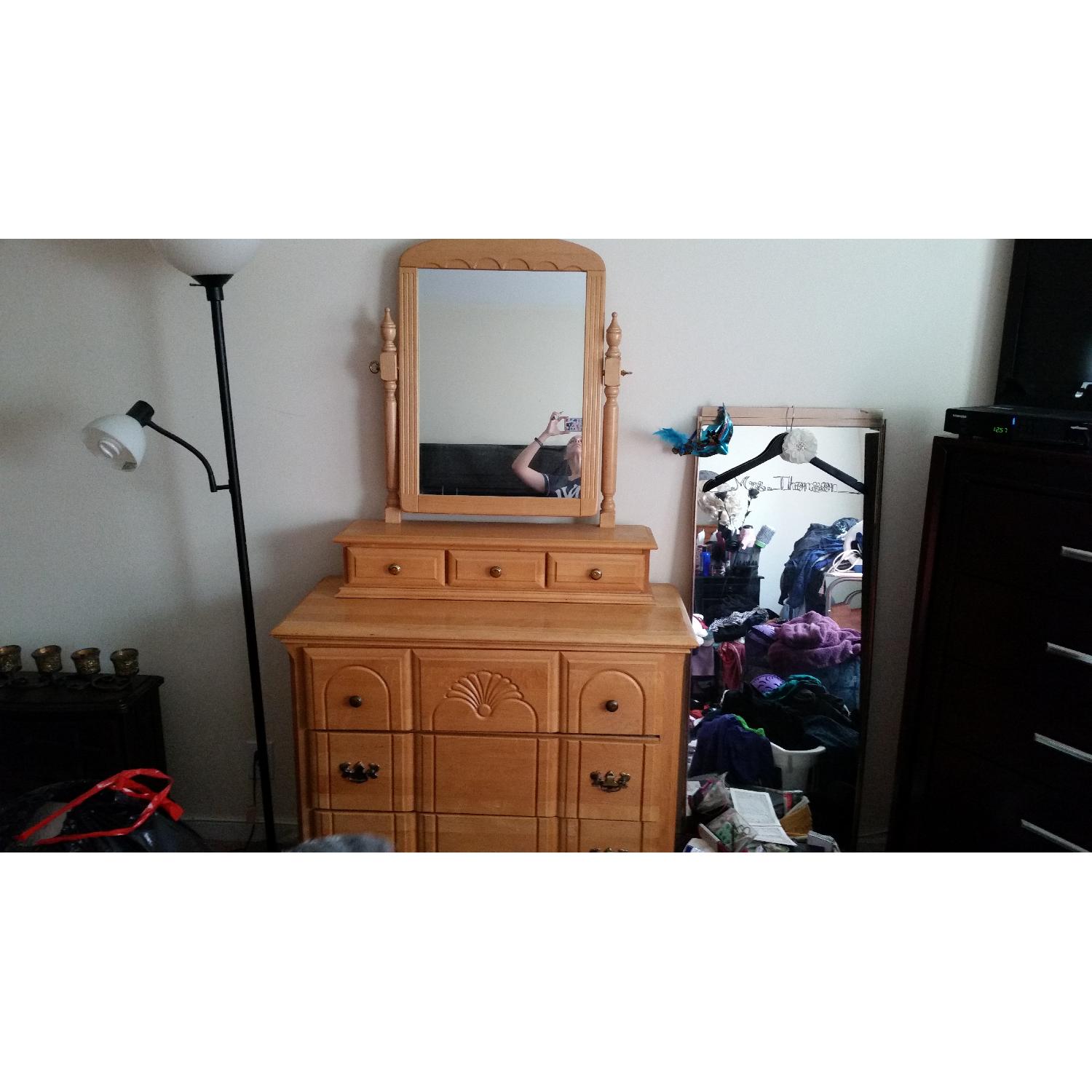 Dresser w/ Vanity Mirror - image-4