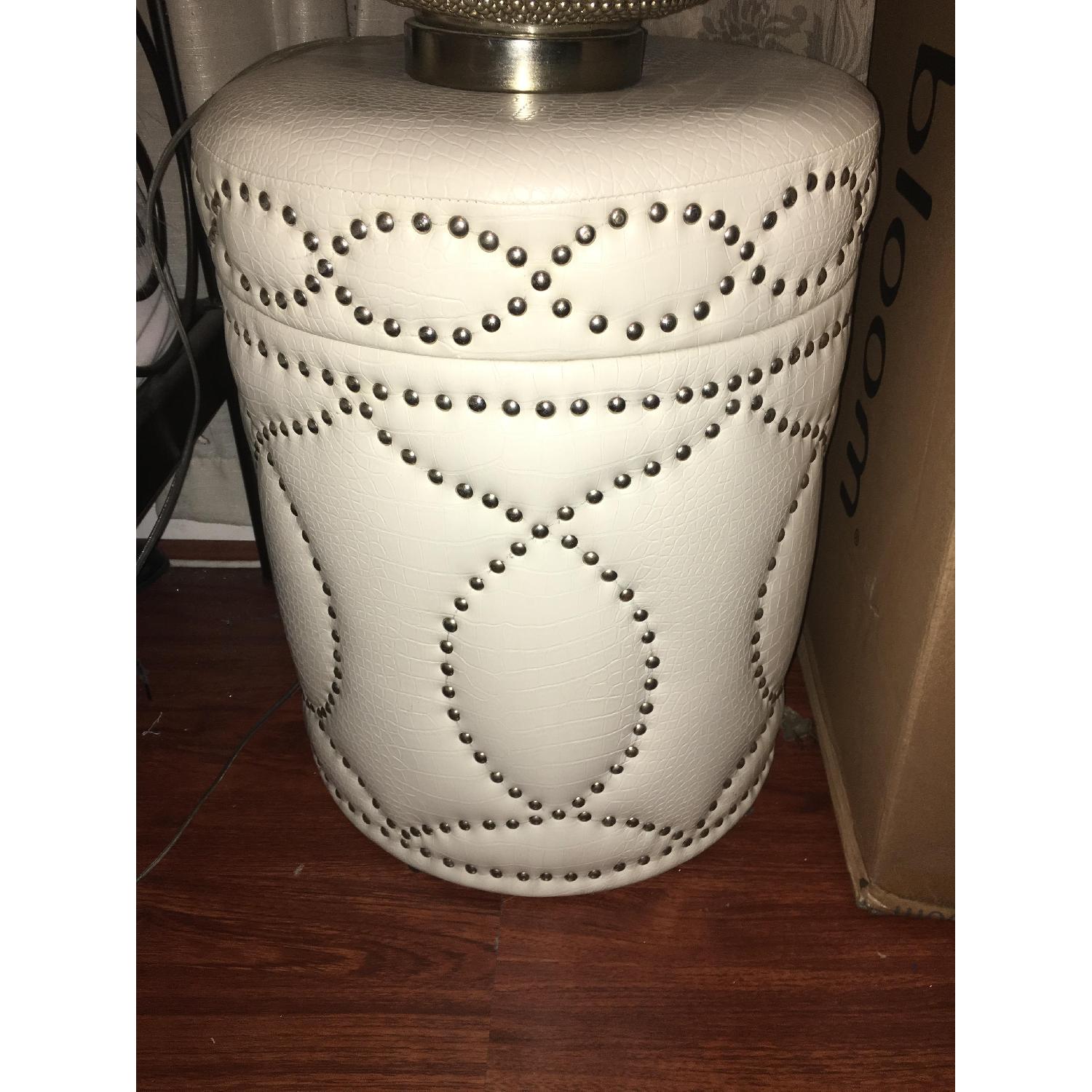 Accent Table/Ottoman - image-3