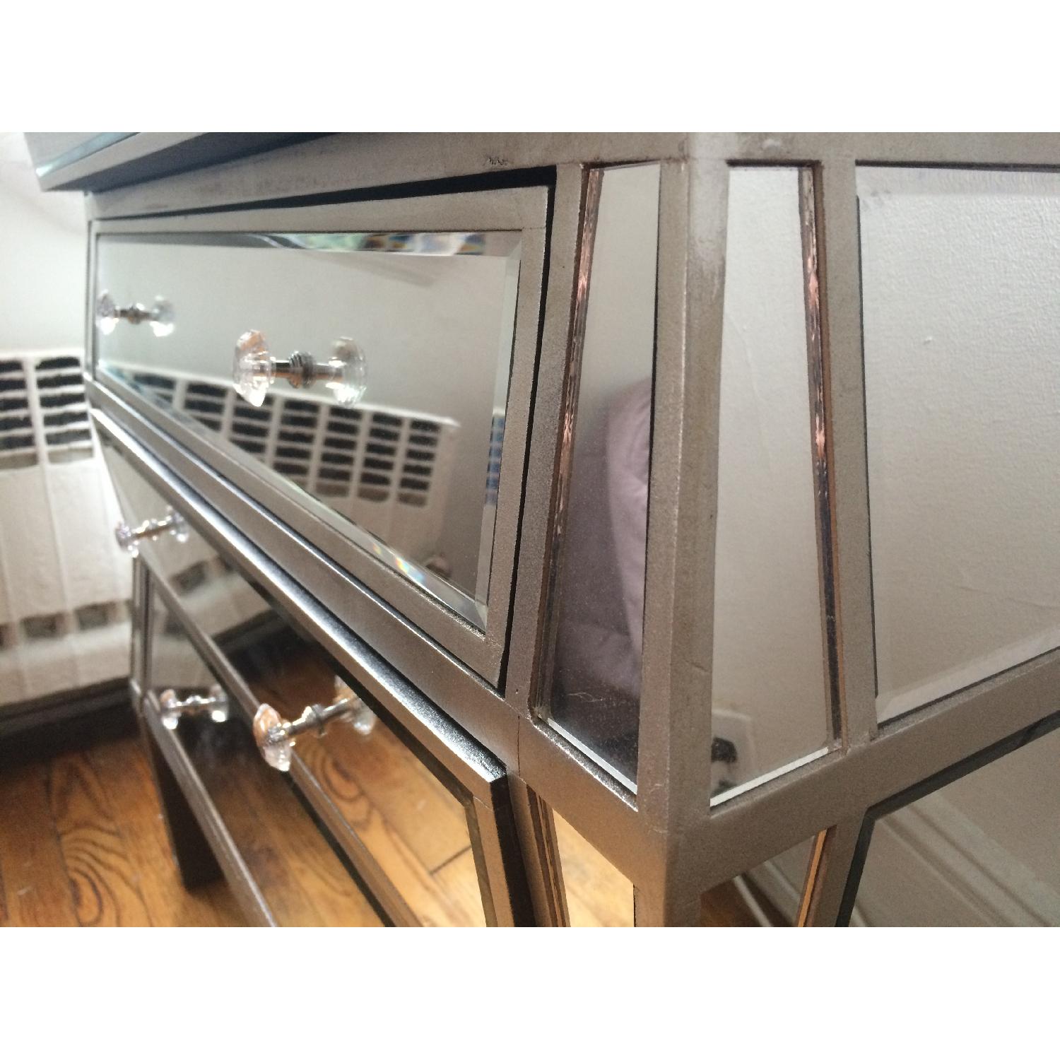 Mirrored Chest of Drawers - image-8