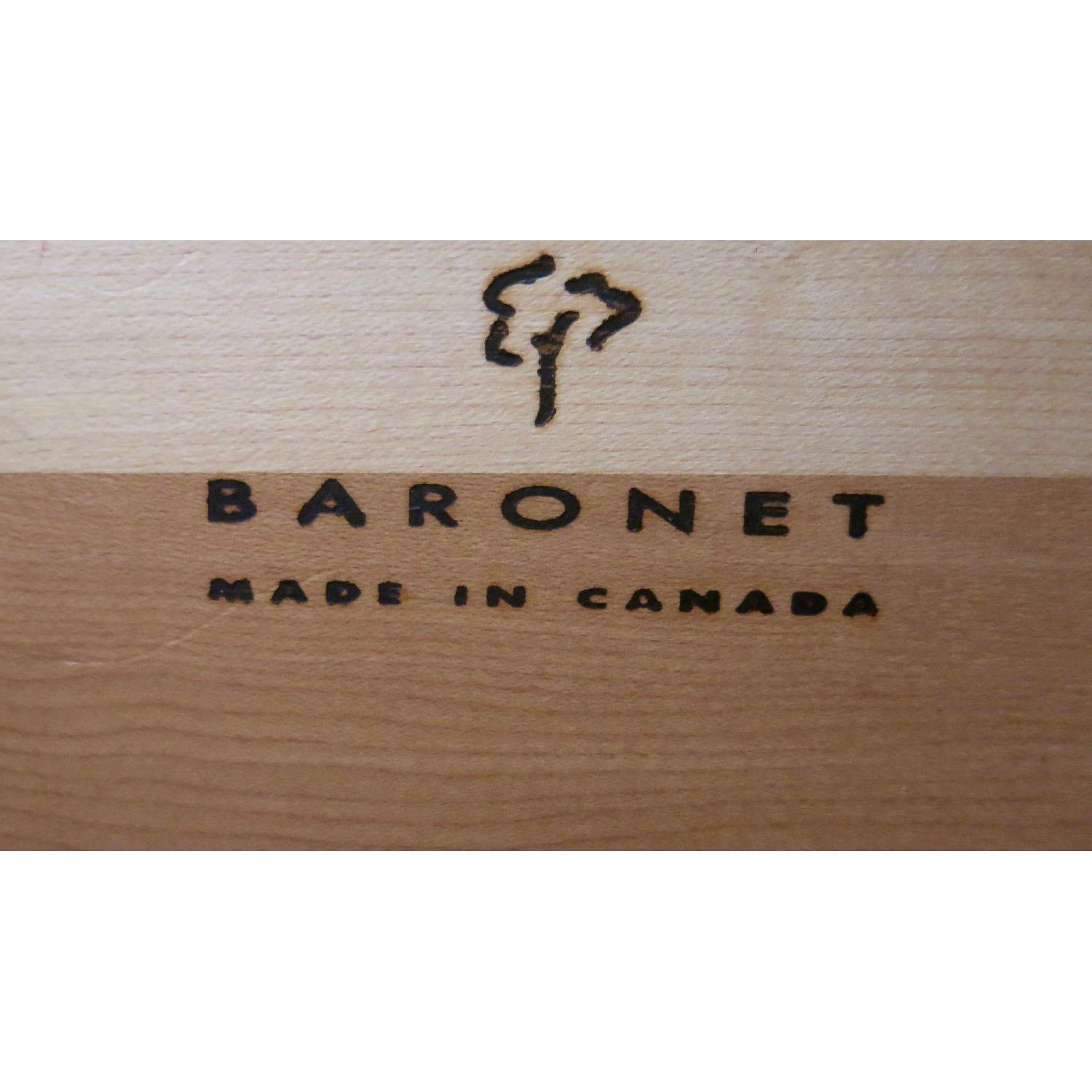 Baronet Dresser - image-1