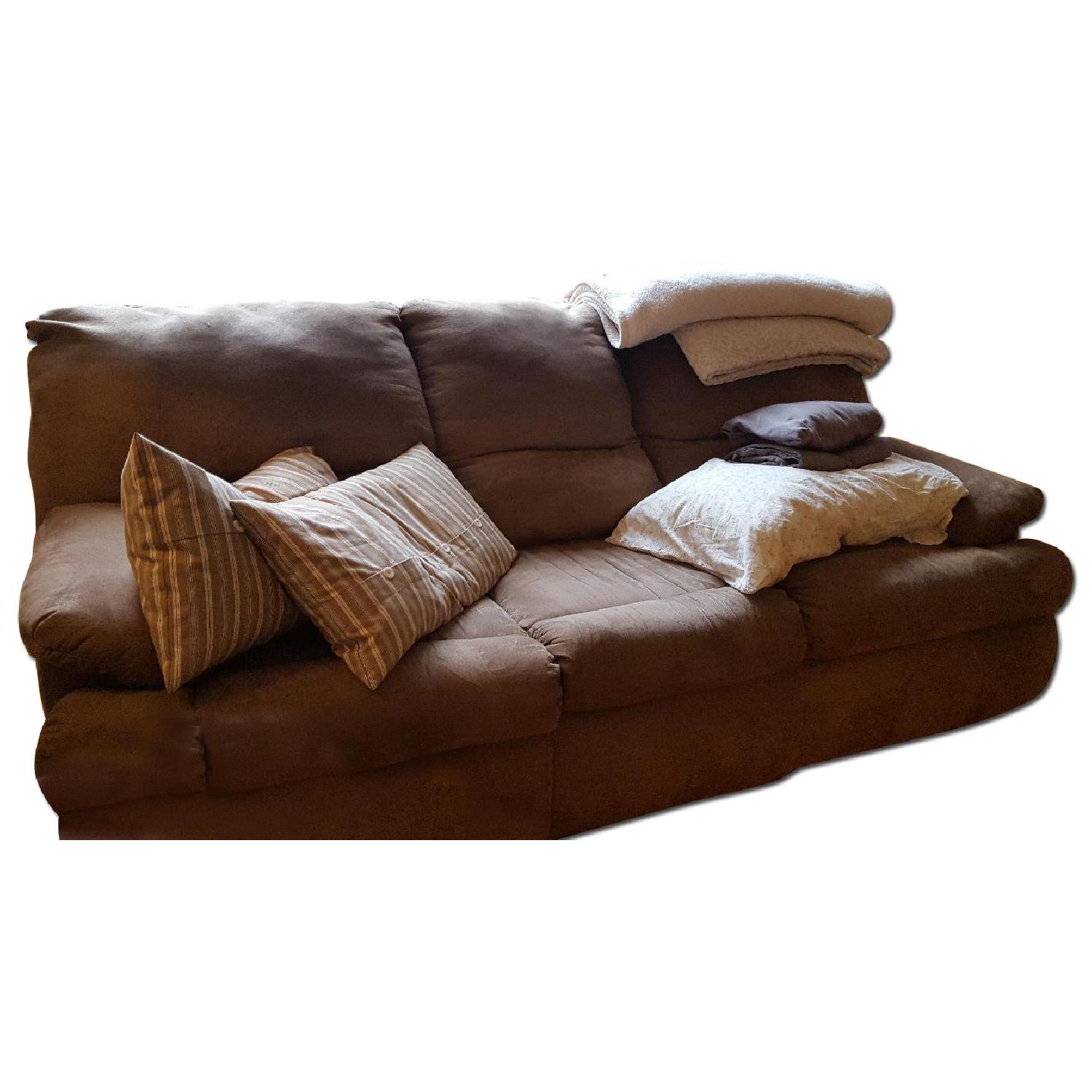 3 Piece Sectional w/ Queen Size Pull Out Bed AptDeco