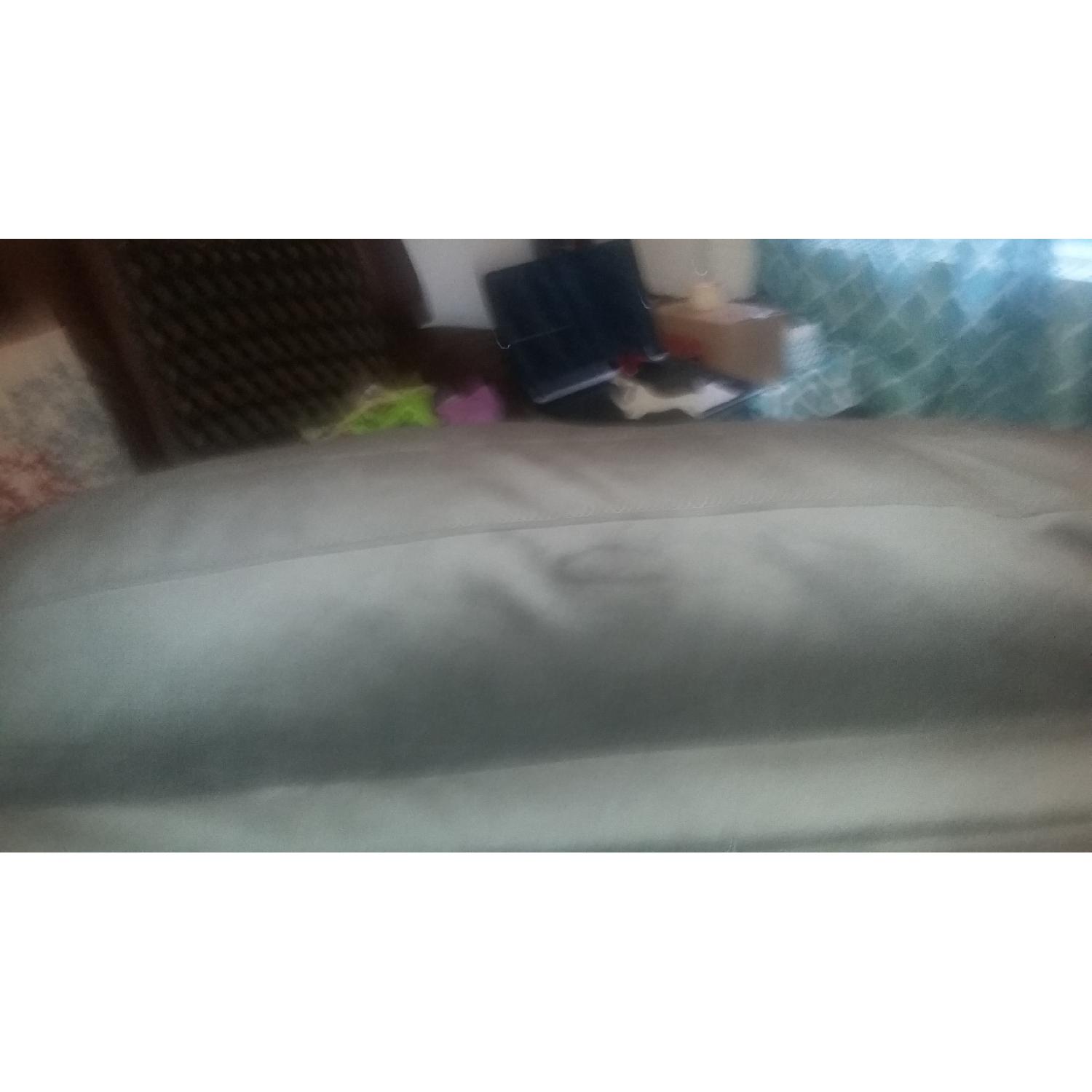 Bob's Queen Size Sleeper Sofa - image-10