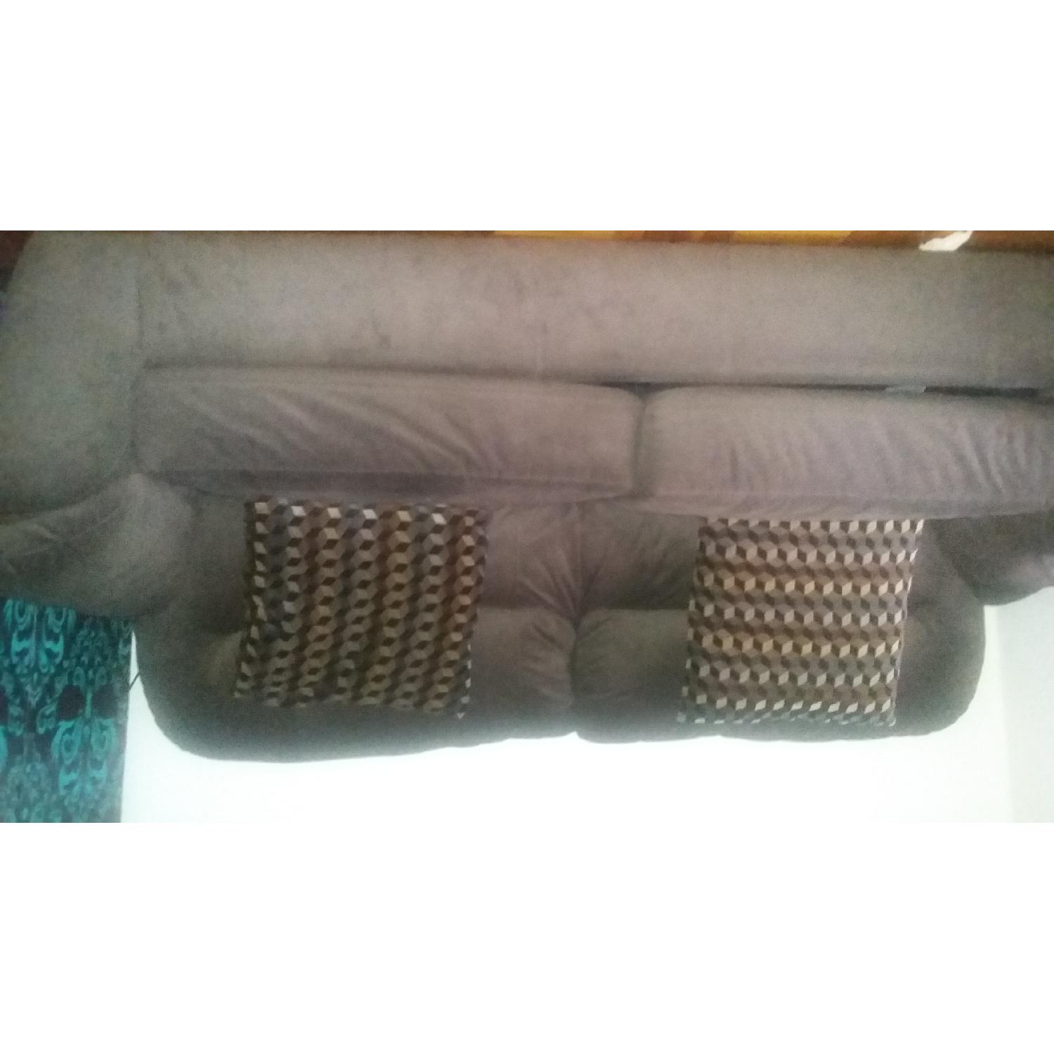 Bob's Queen Size Sleeper Sofa - image-19