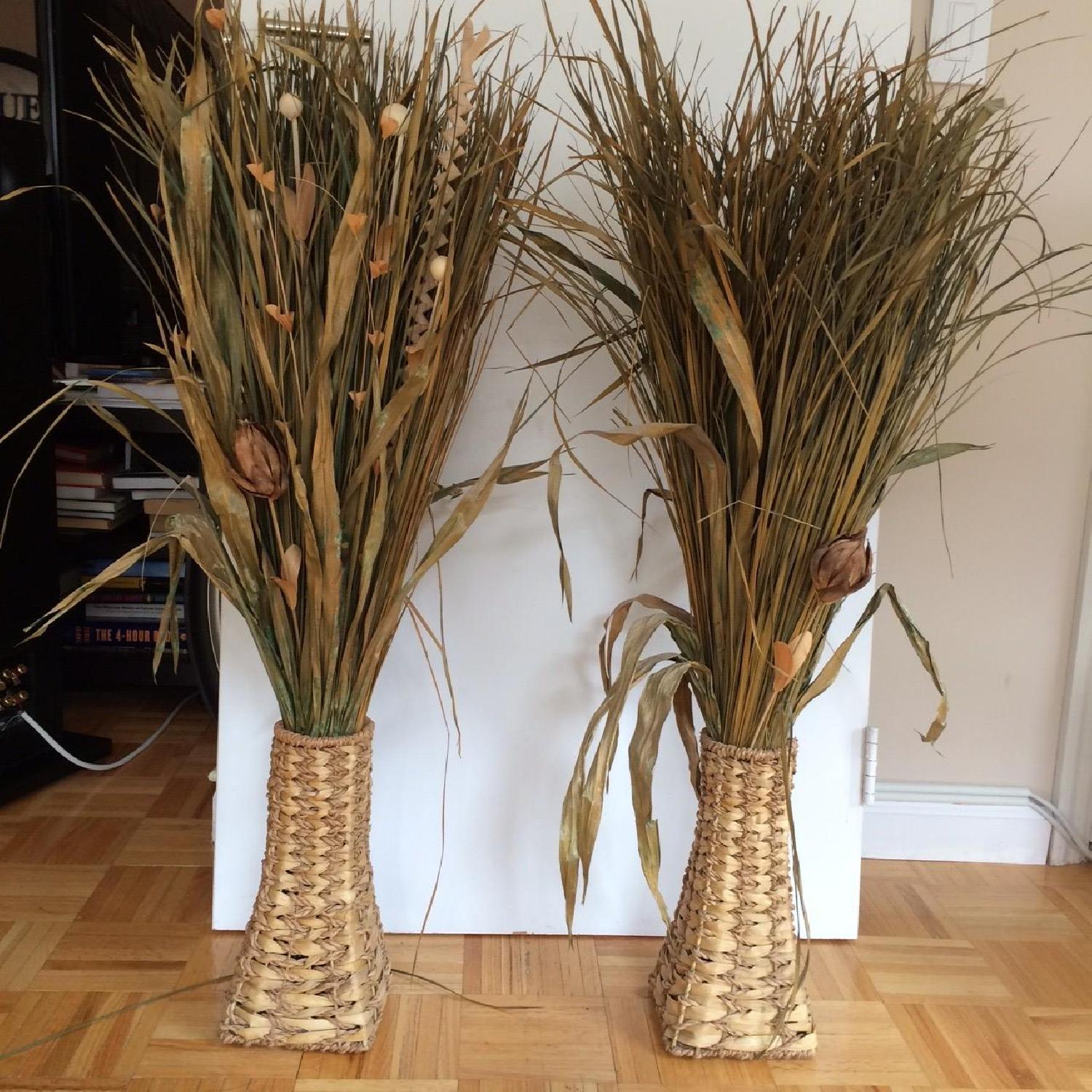 Dried Plant Leaves & Woven Baskets - image-2