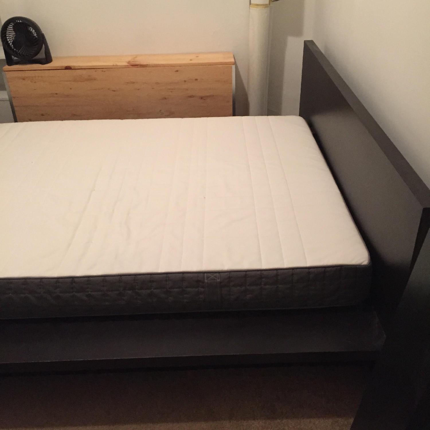 Black Platform Queen Bed - image-1