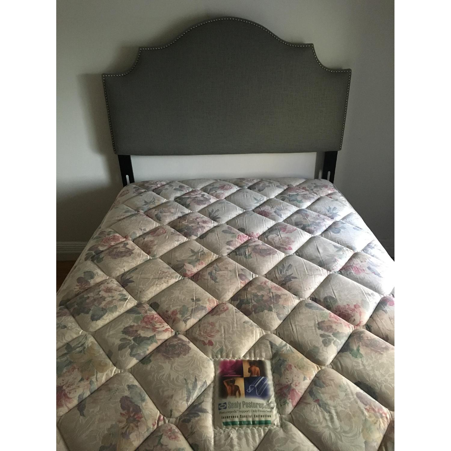 Skyline Furniture Aurora Full Bed Frame in Linen Gray - image-4