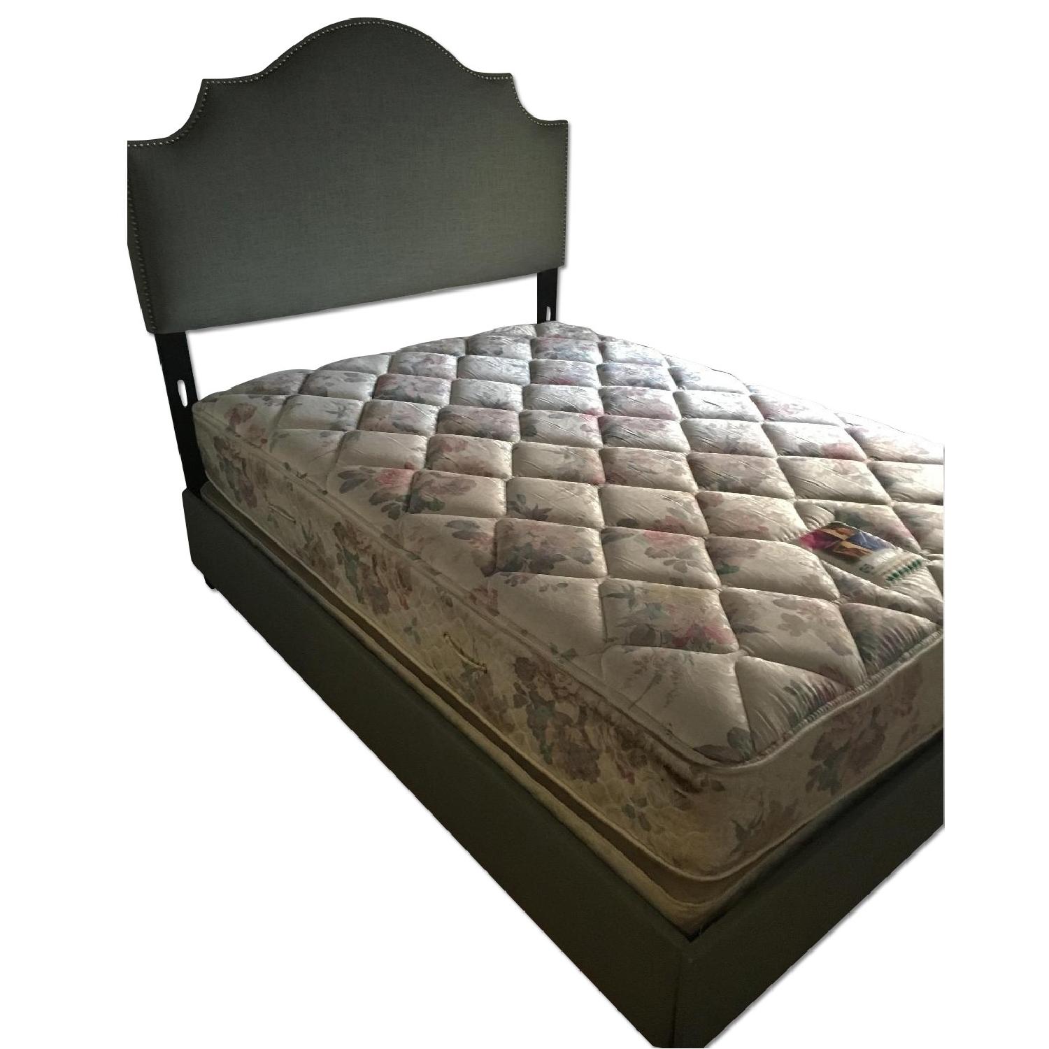 Skyline Furniture Aurora Full Bed Frame in Linen Gray - image-0