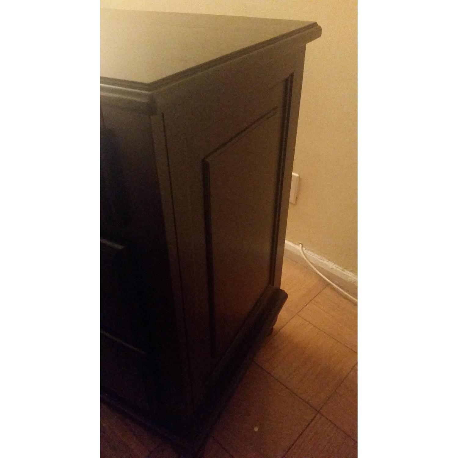 Pottery Barn Queen Size Bed Frame + Dresser + Bedside Table - image-8