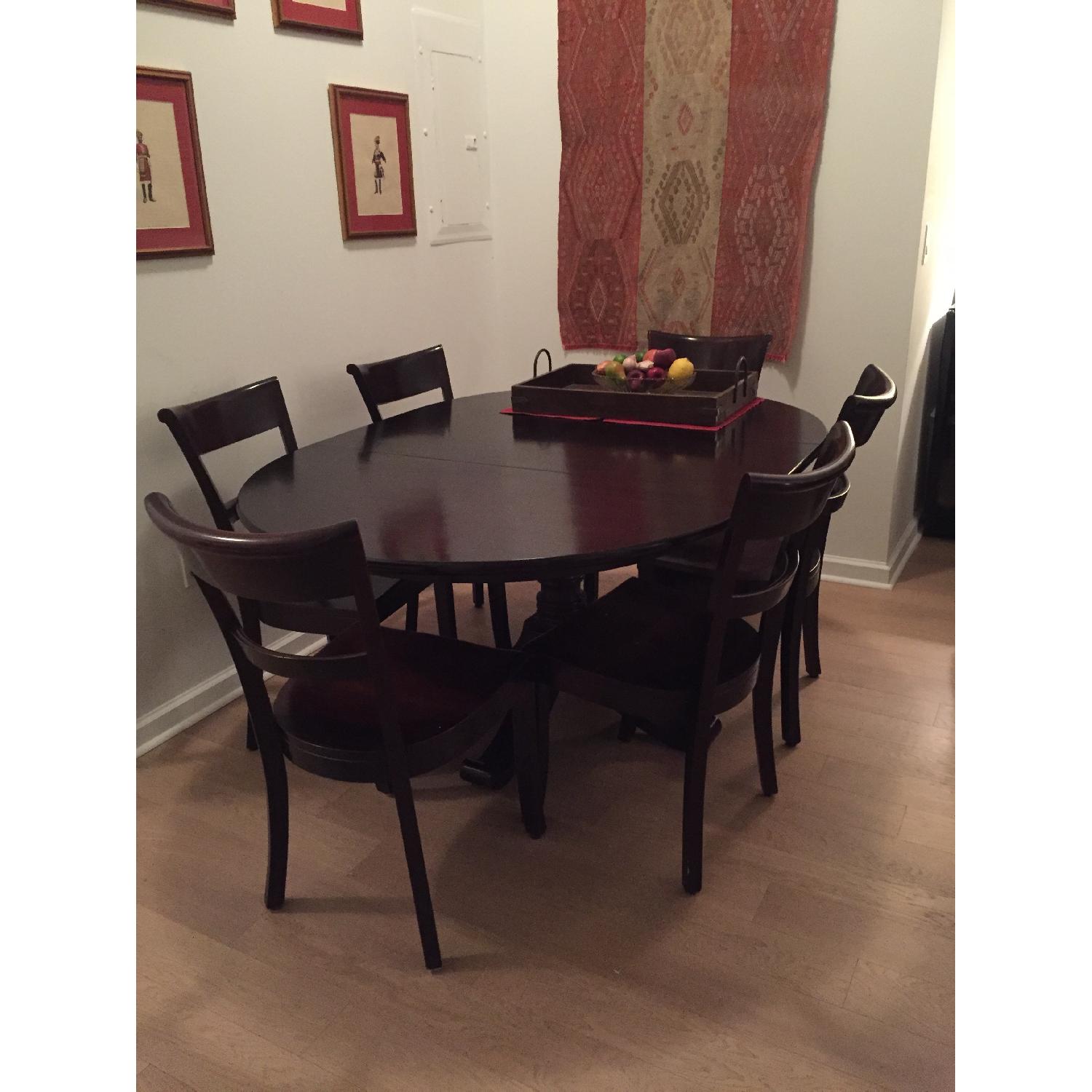 Crate & Barrel Dining Room Table w/ 6 Chairs - image-4