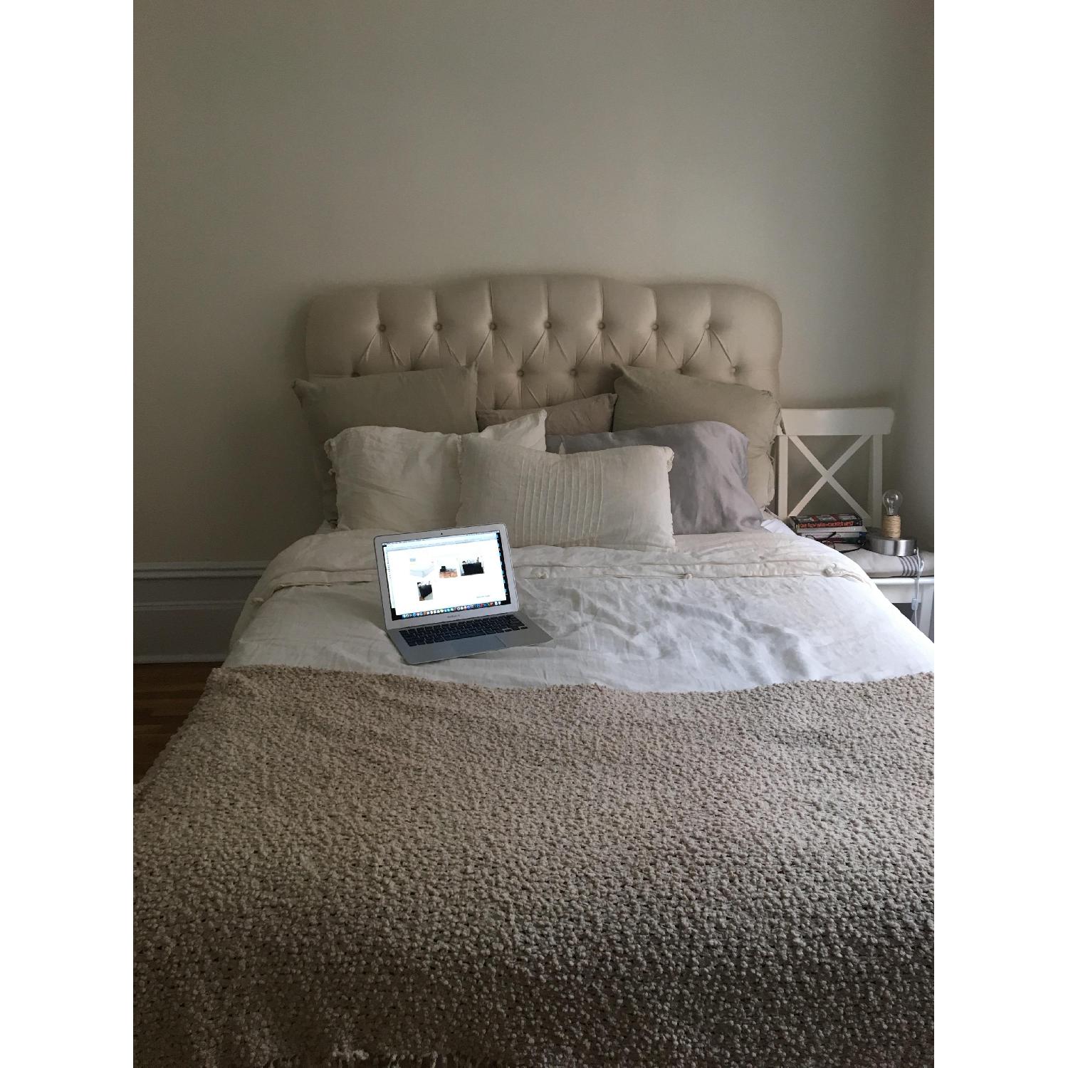 Skyline Furniture Queen Size Ivory Linen Tufted Headboard - image-1