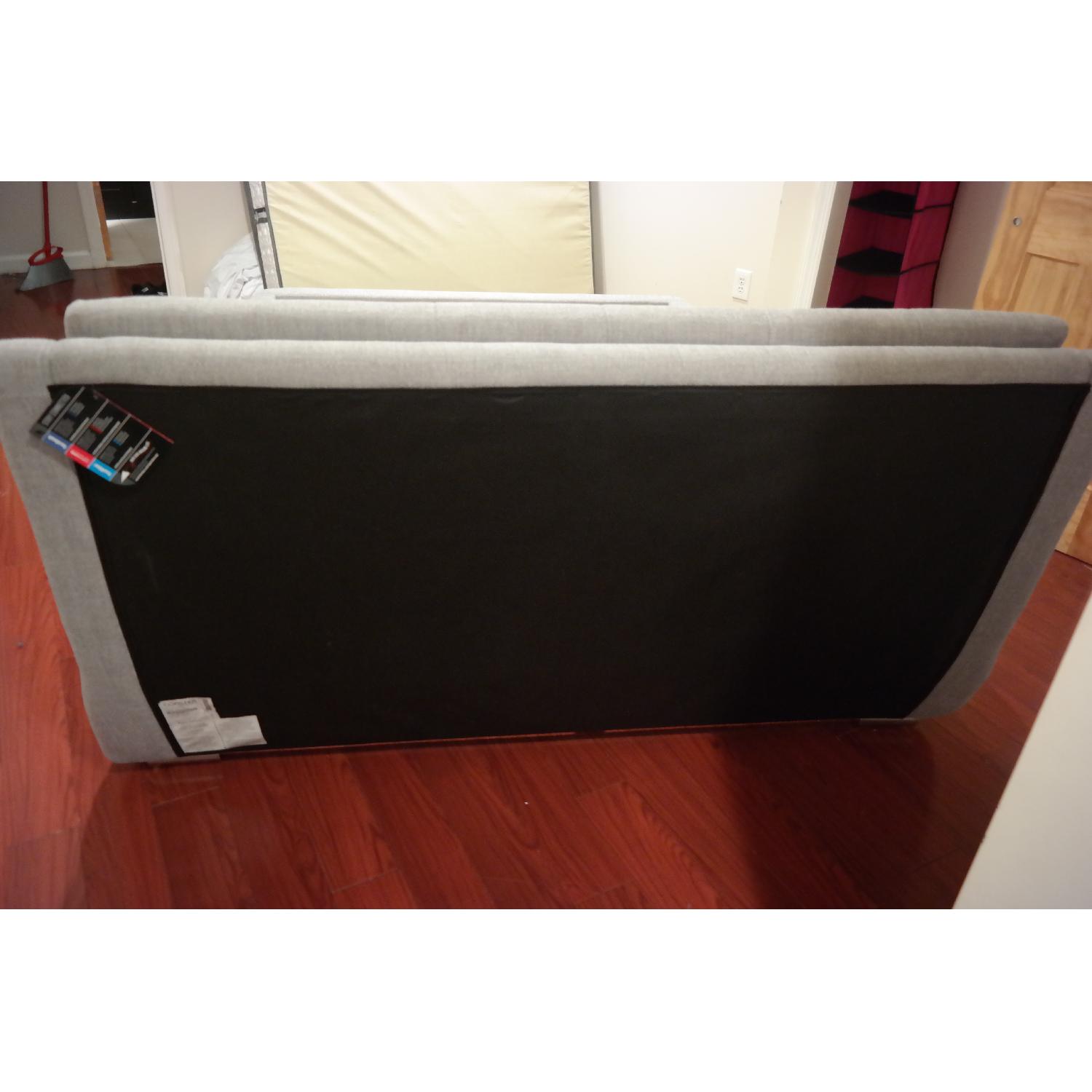 Coaster Fine Furniture Frenbrook Grey Bed Frame - image-2