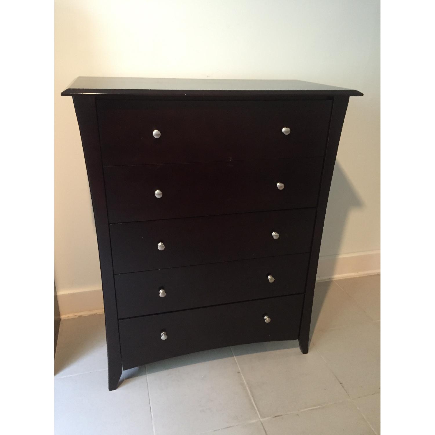 Dresser + 2 Nightstands - image-1