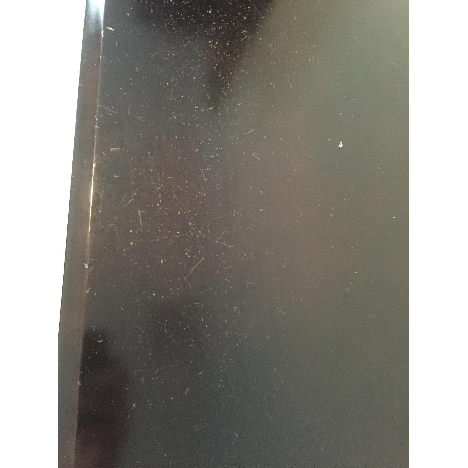 Dresser + 2 Nightstands - image-5