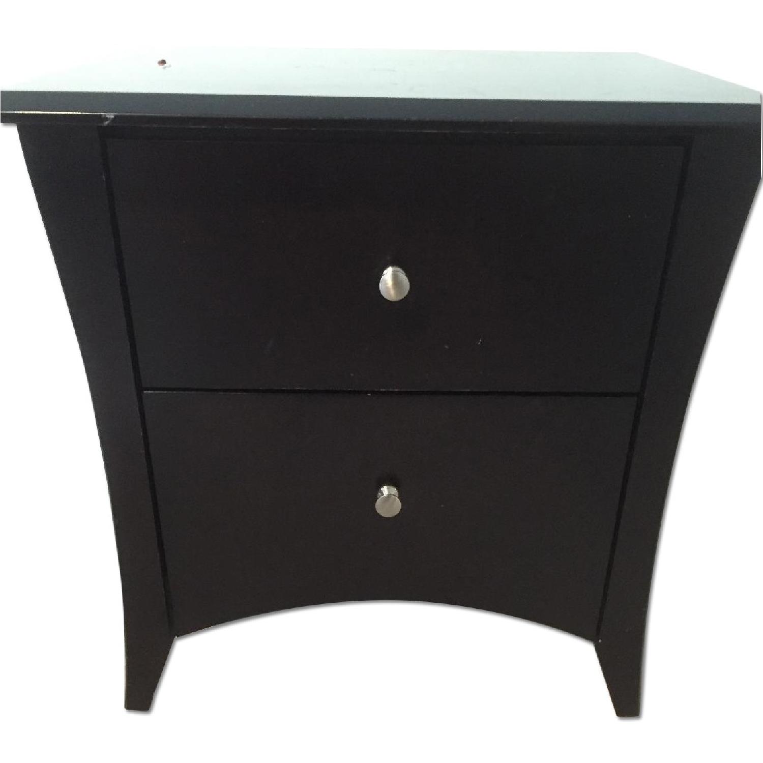 Dresser + 2 Nightstands - image-10