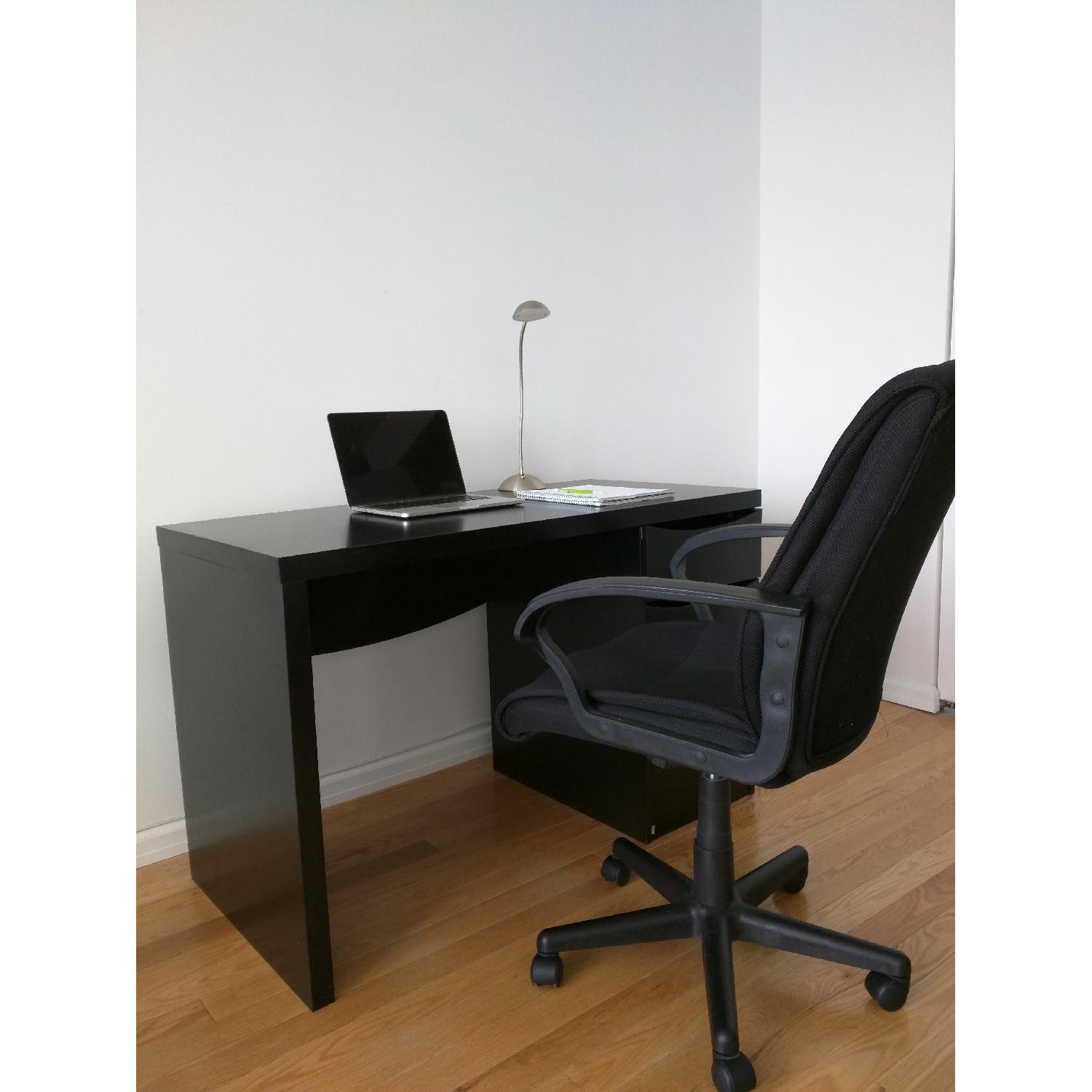 Bush Furniture Computer Desk & Desk Chair - image-4