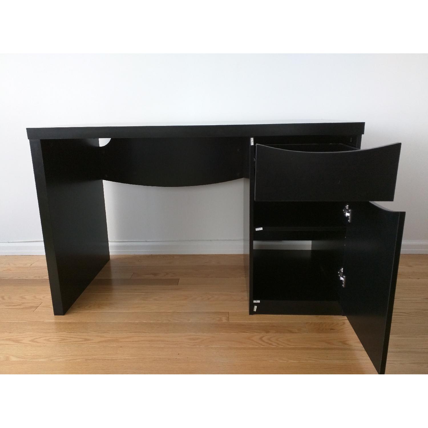 Bush Furniture Computer Desk & Desk Chair - image-5