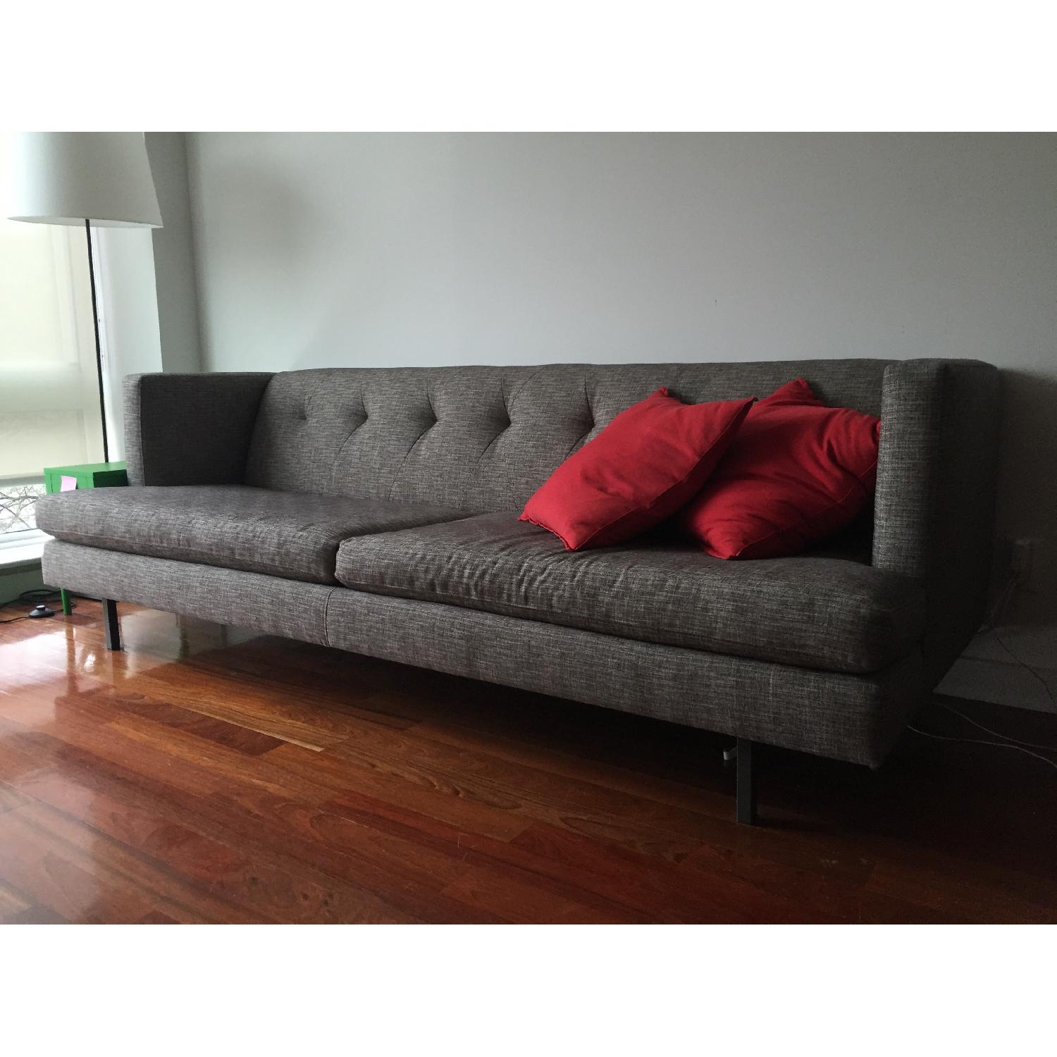 CB2 Avec Couch - image-1