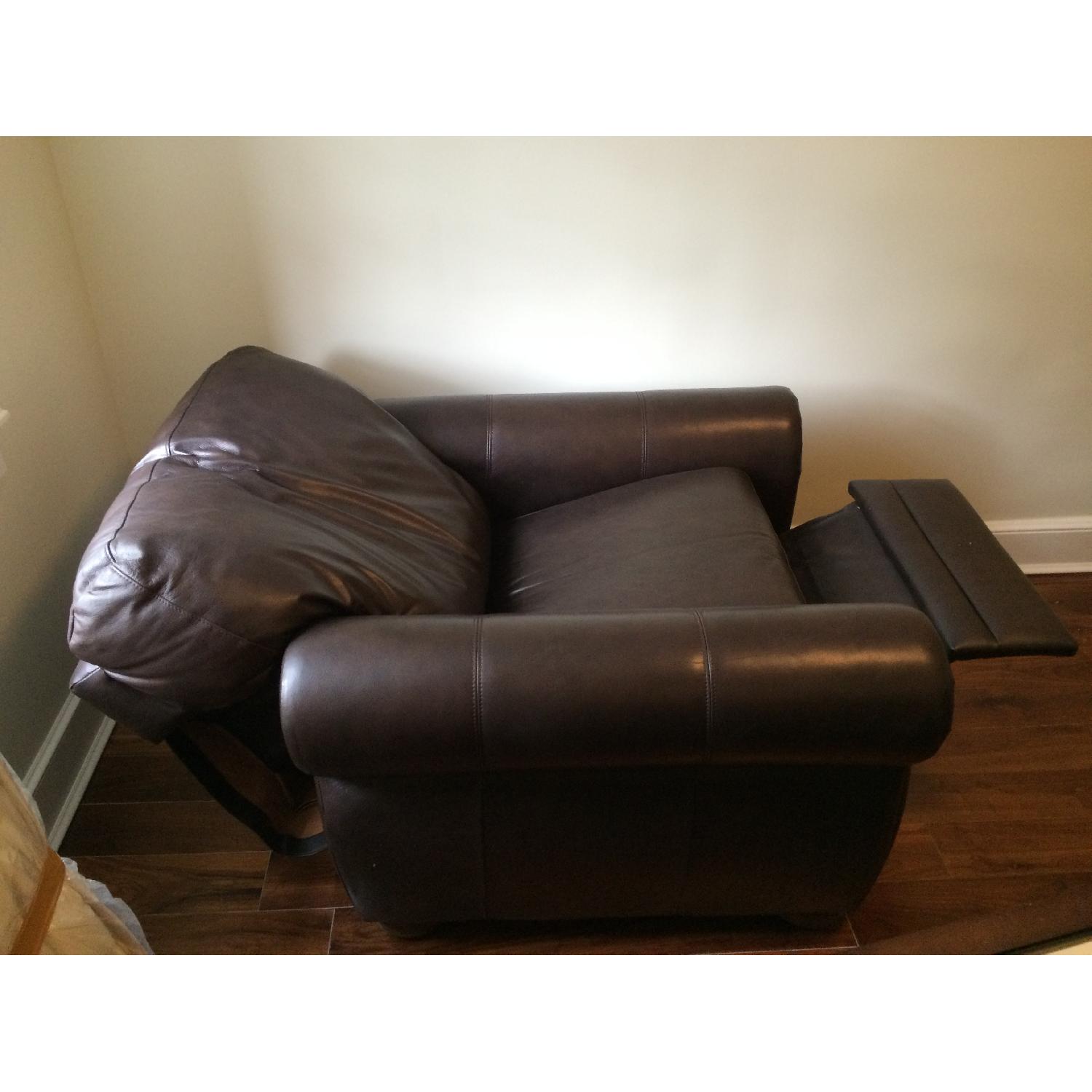 Chateau D'ax Marsala Leather Sofa & Recliner - image-7