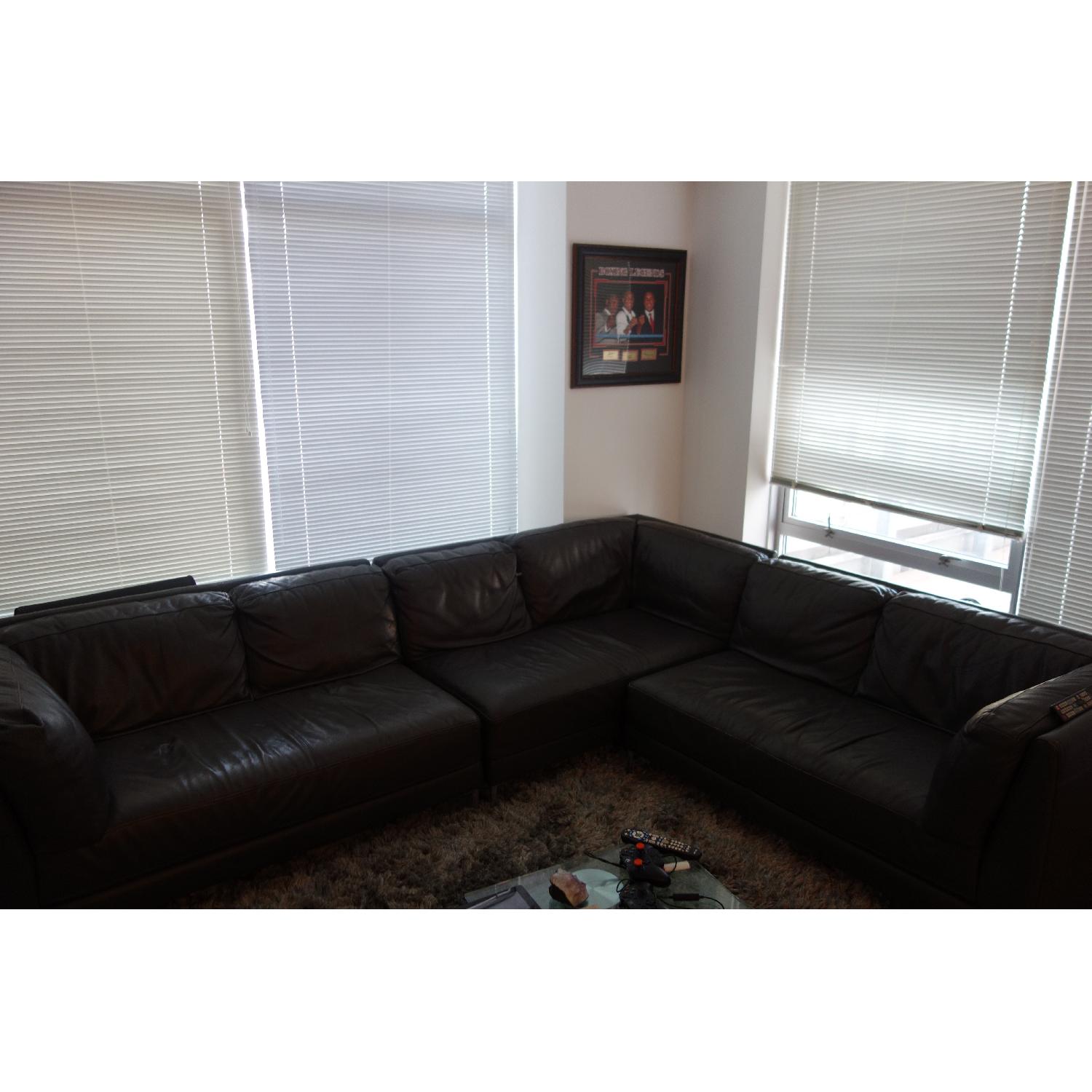 Chateau D'ax 3 Piece Leather Sectional - image-1