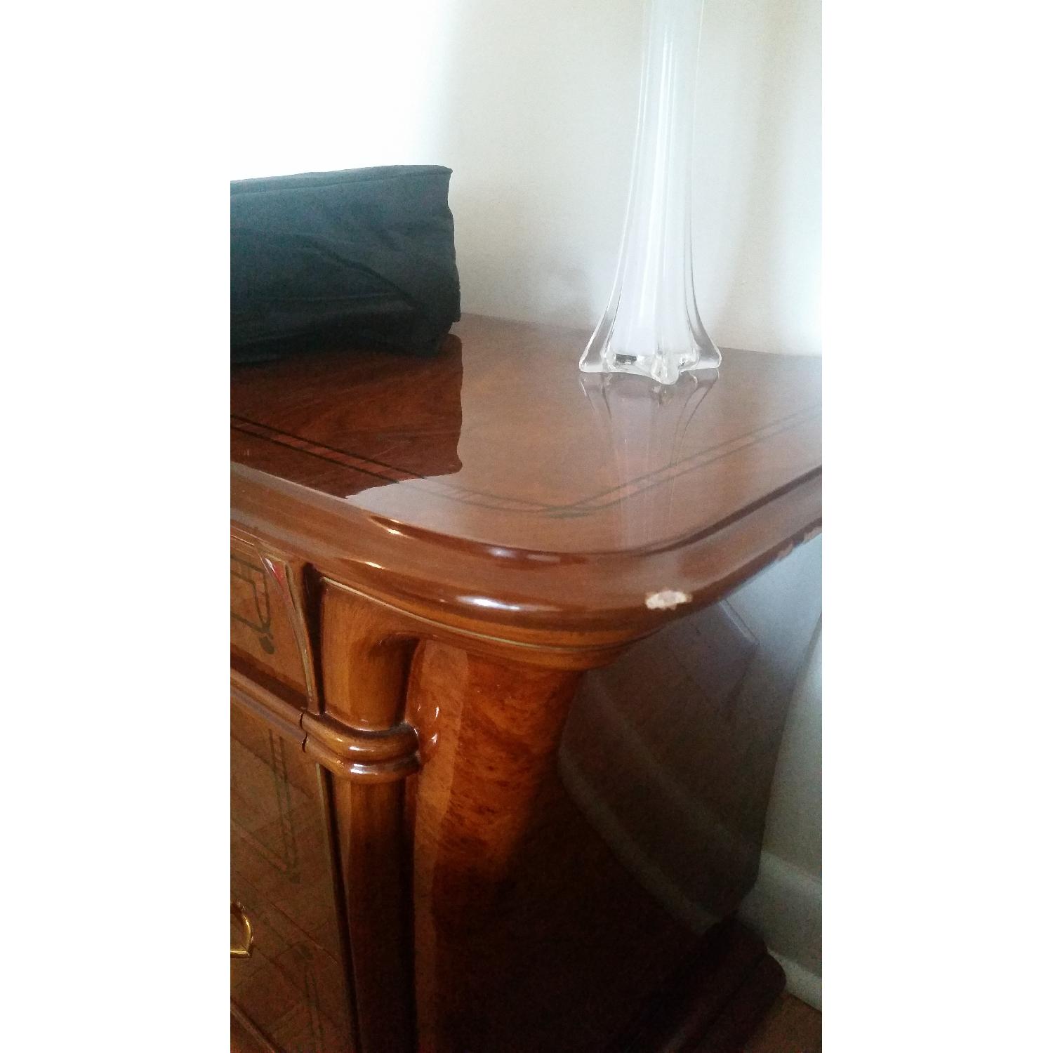 Dresser + 2 Nightstands - image-8