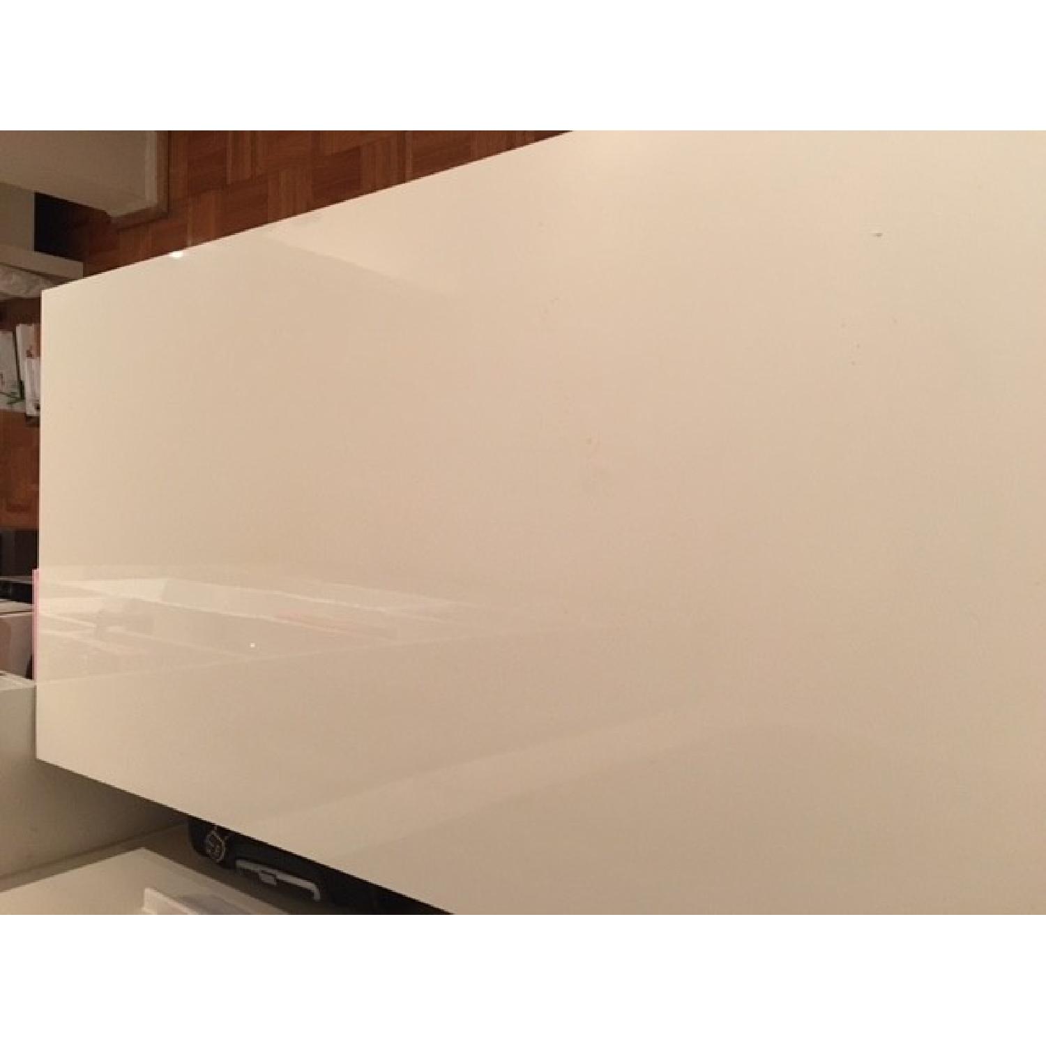 Ikea Linnmon High Gloss Table in White AptDeco
