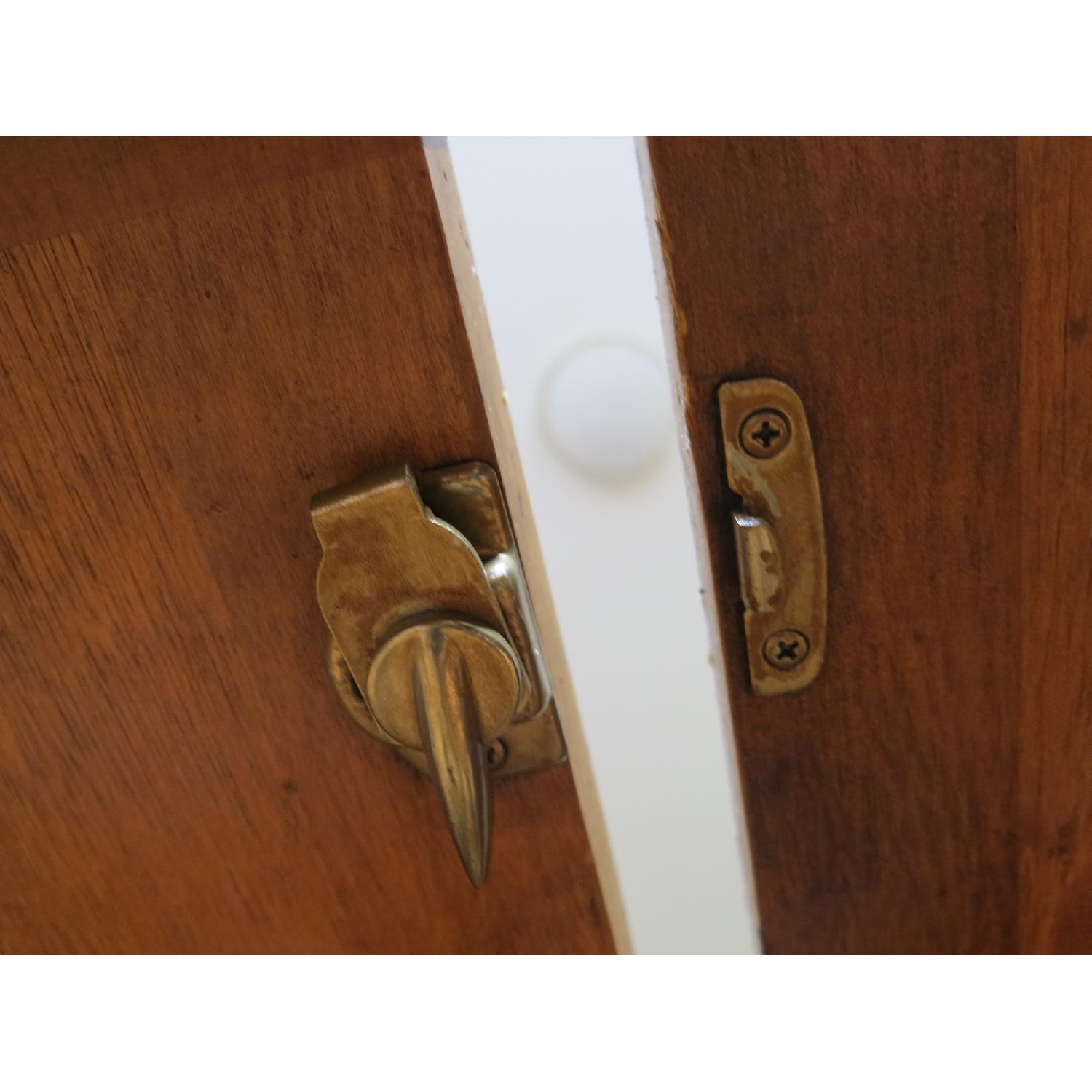 Solid Wood Round Dining Table w/ 6 Chairs - image-8