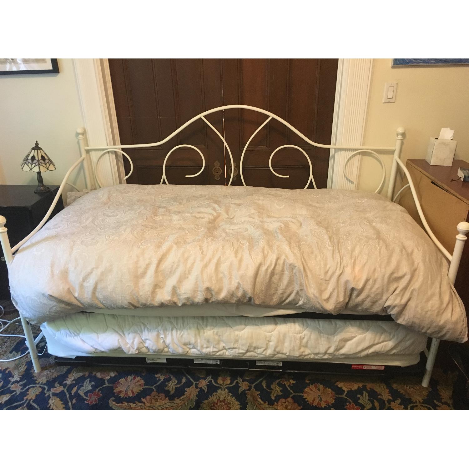 Sleepy's Metal Daybed w/ Pop Up Trundle - image-1