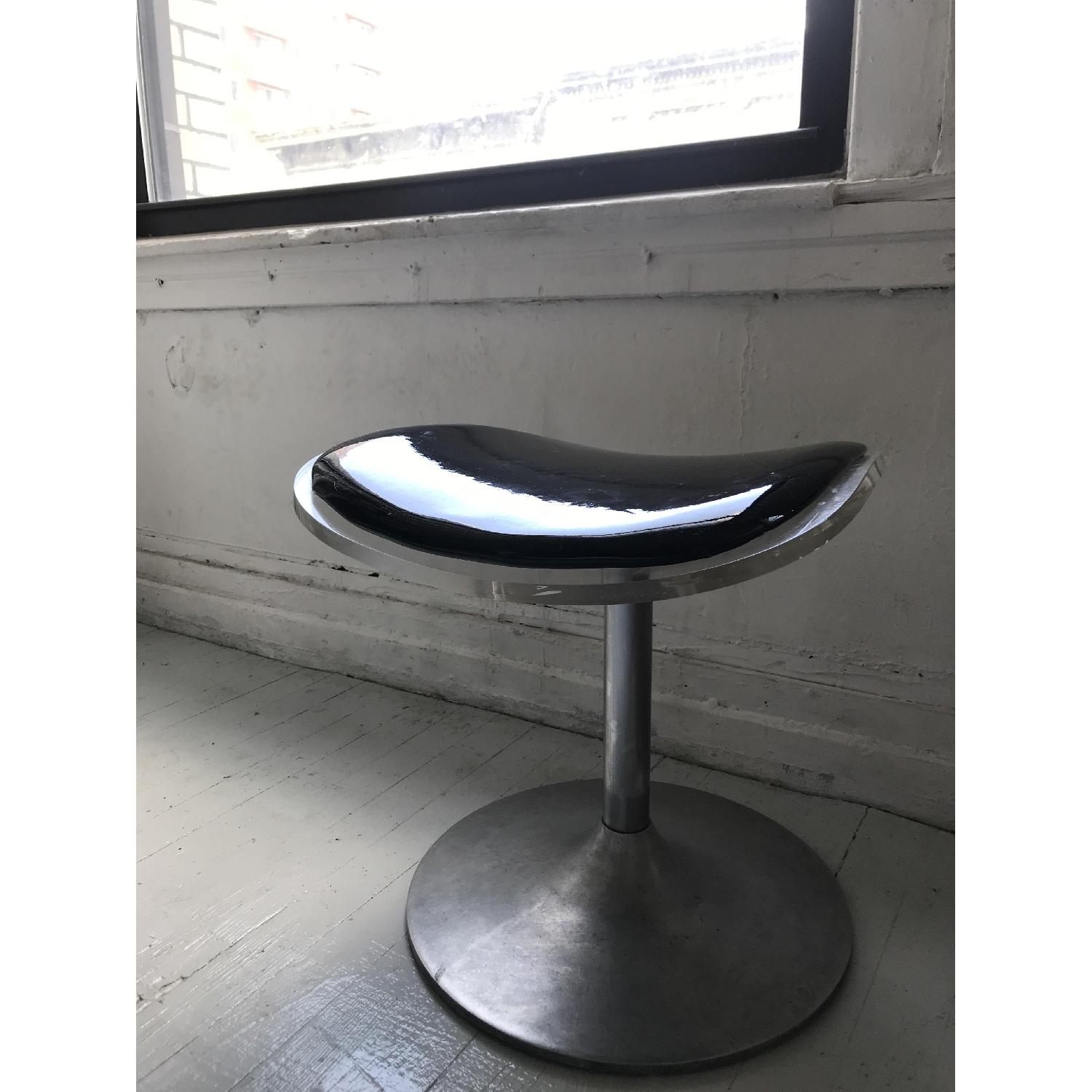 Mid Century Modern Lucite Backless Stools w/ Chrome Base - image-3