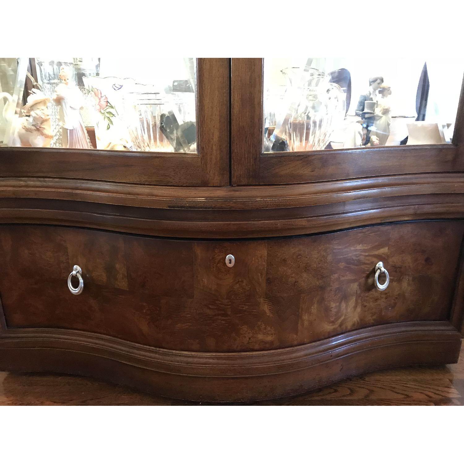 Thomasville Bogart Curio/China Cabinet - image-3