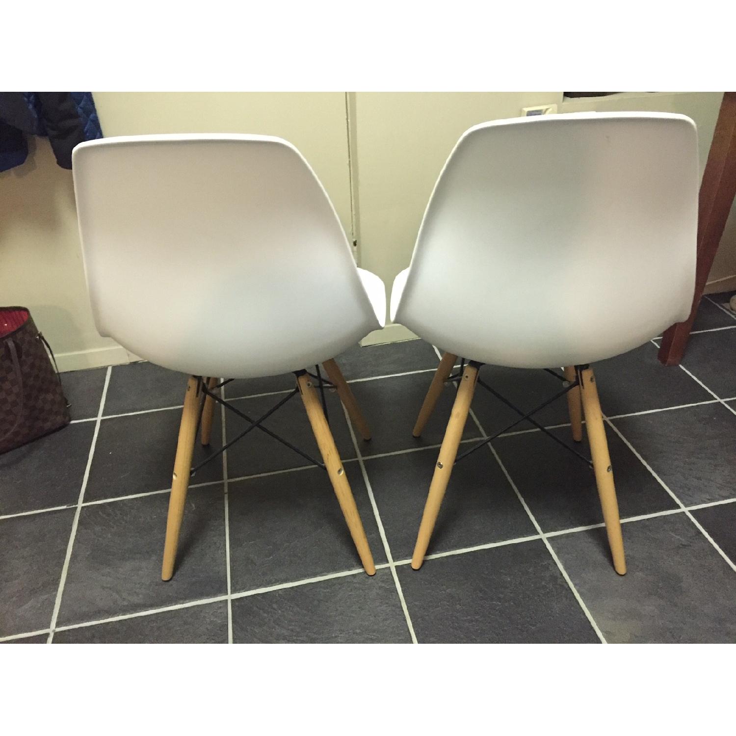 Eames Replica Molded Plastic Chairs in White - image-8