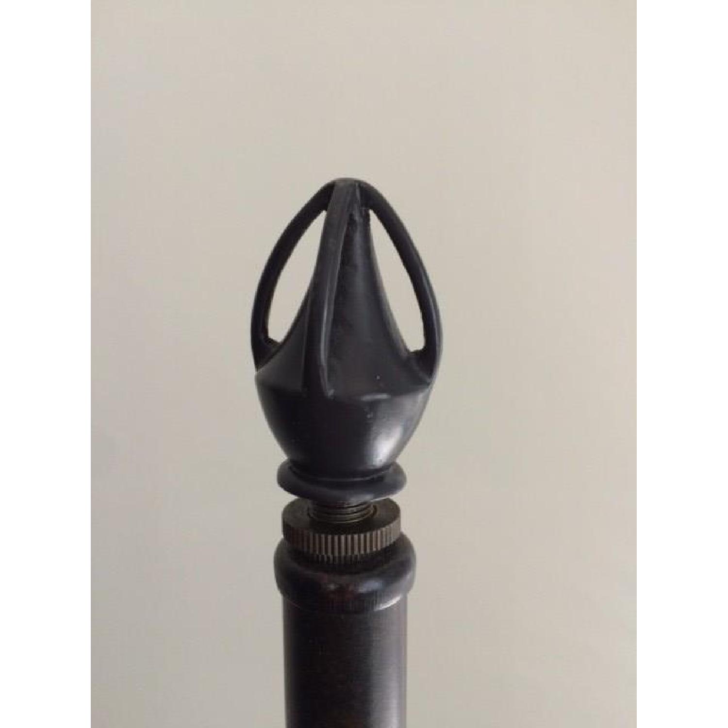 Quoizel Collectible Art Glass Floor Lamp - image-6