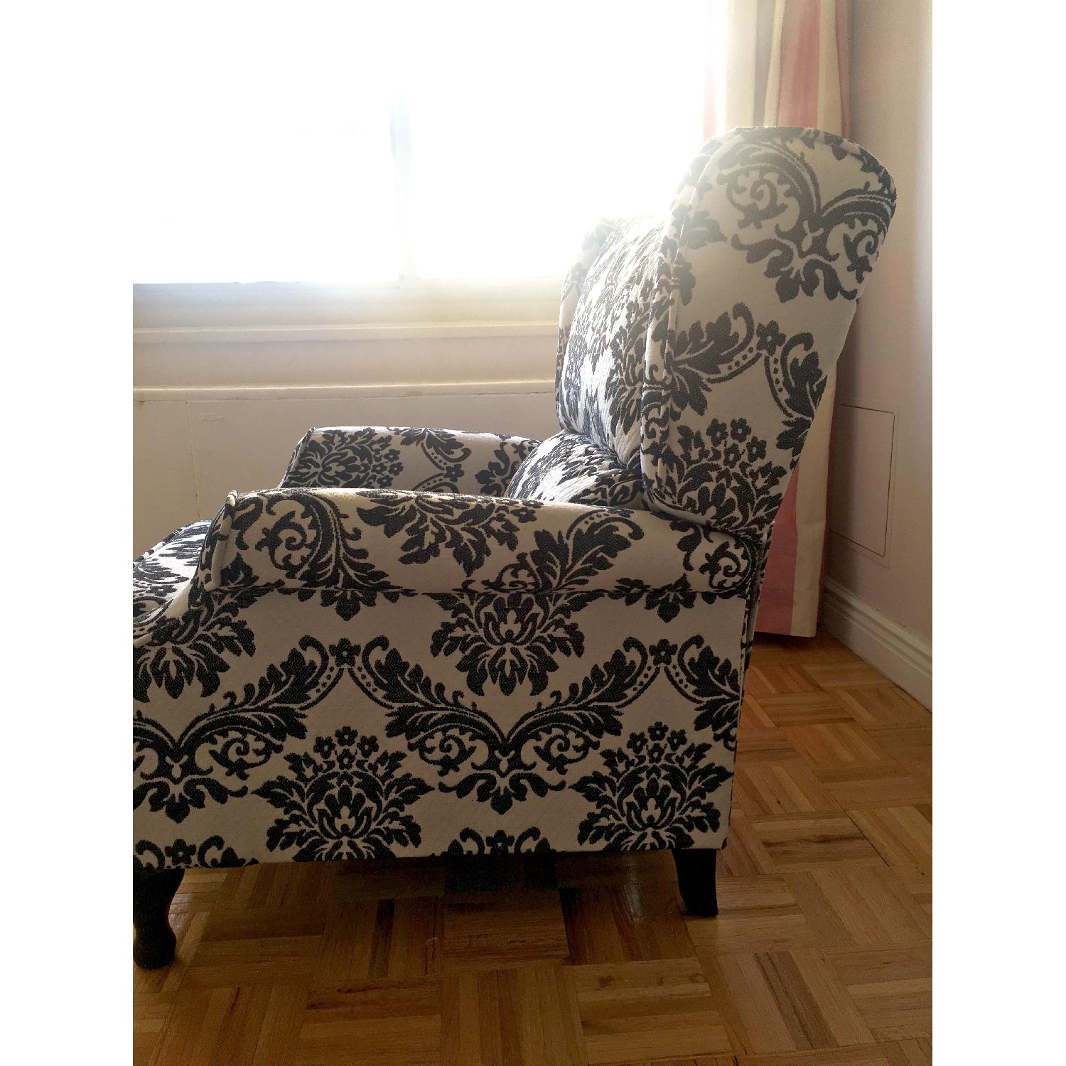 Black & White Floral Queen Ann Recliner - image-5