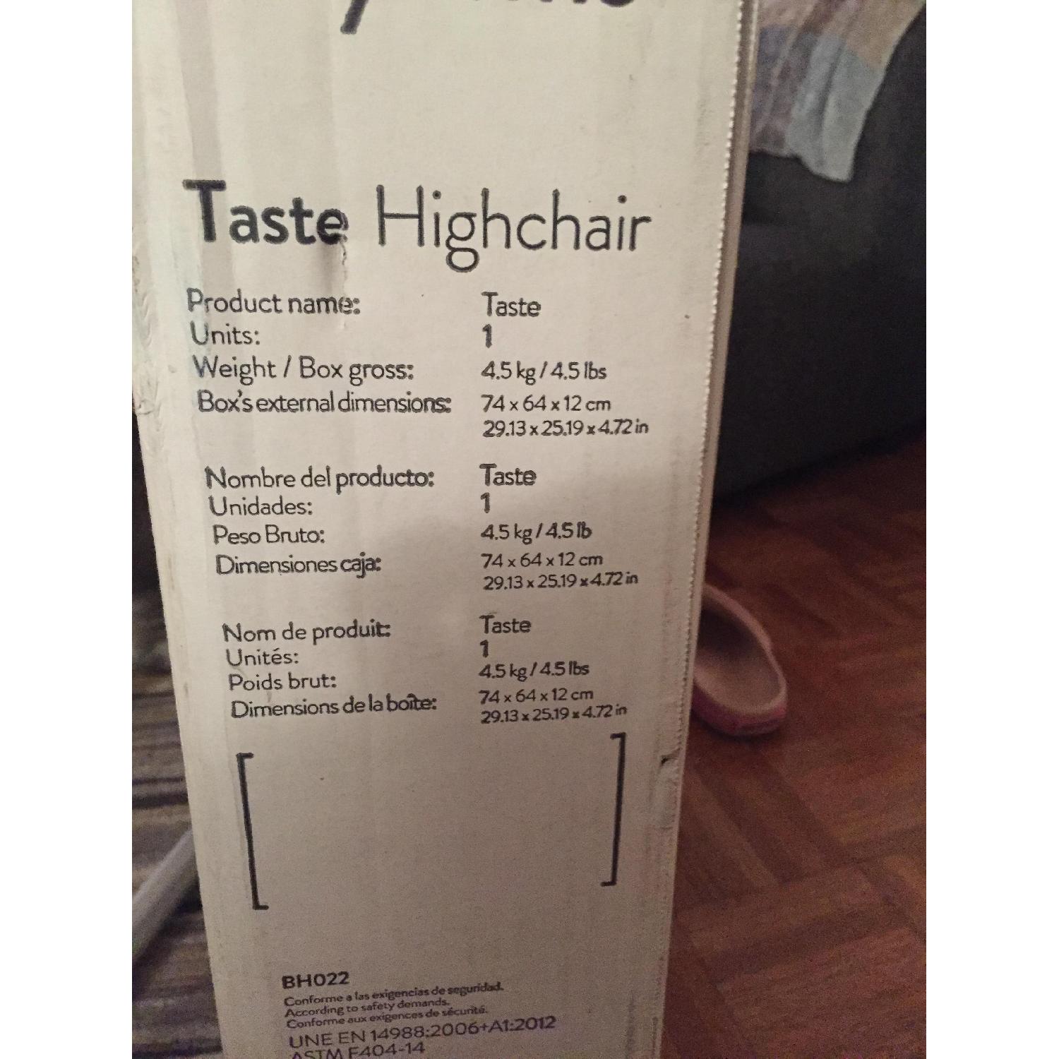 Aztec Modern High Chair - image-4