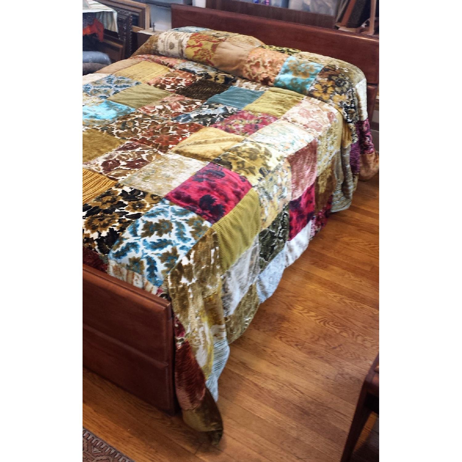 Vintage Maple Bedroom Set - image-5