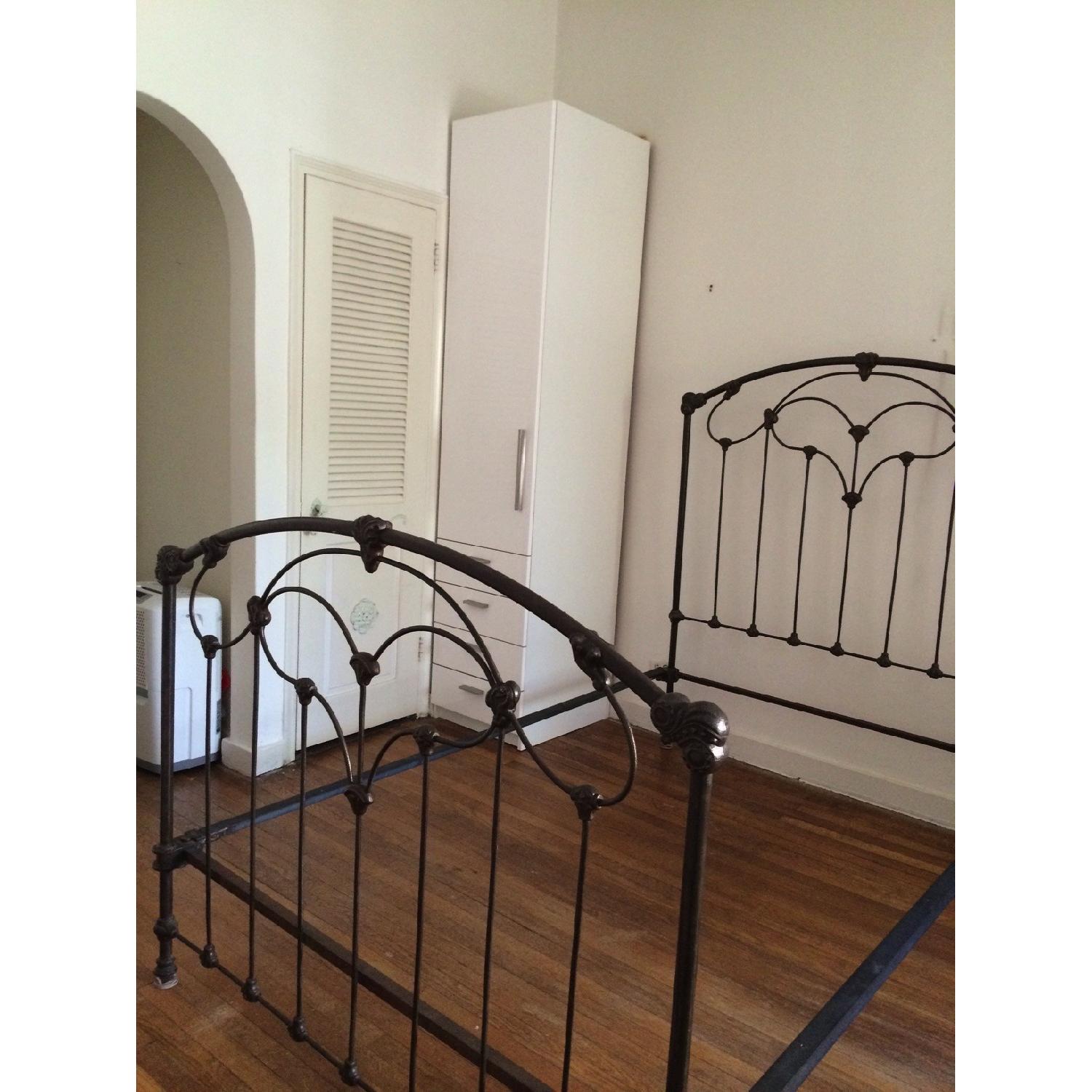 IDEAL Antique Wrought Iron Queen Bed Frame - image-6
