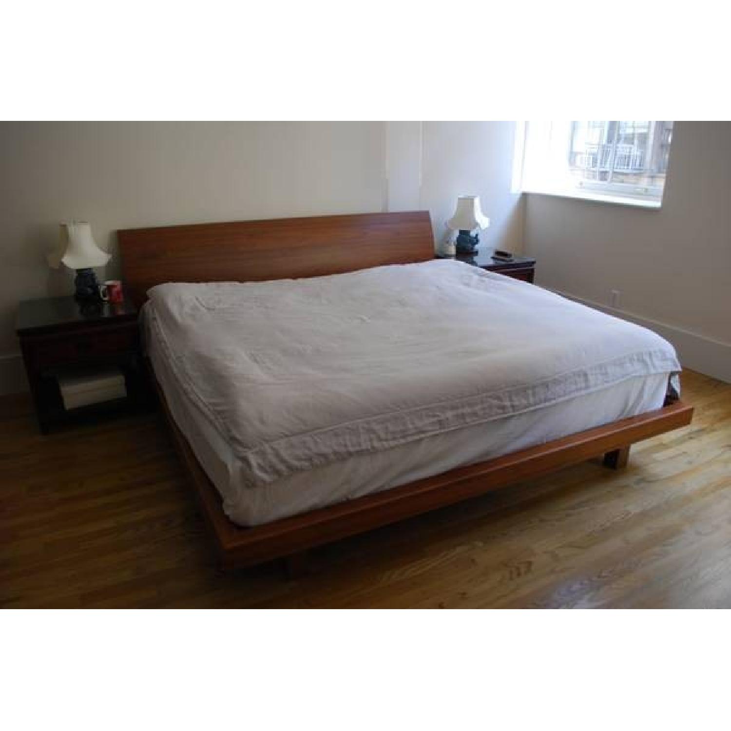 Calligaris King Size Bed - image-2