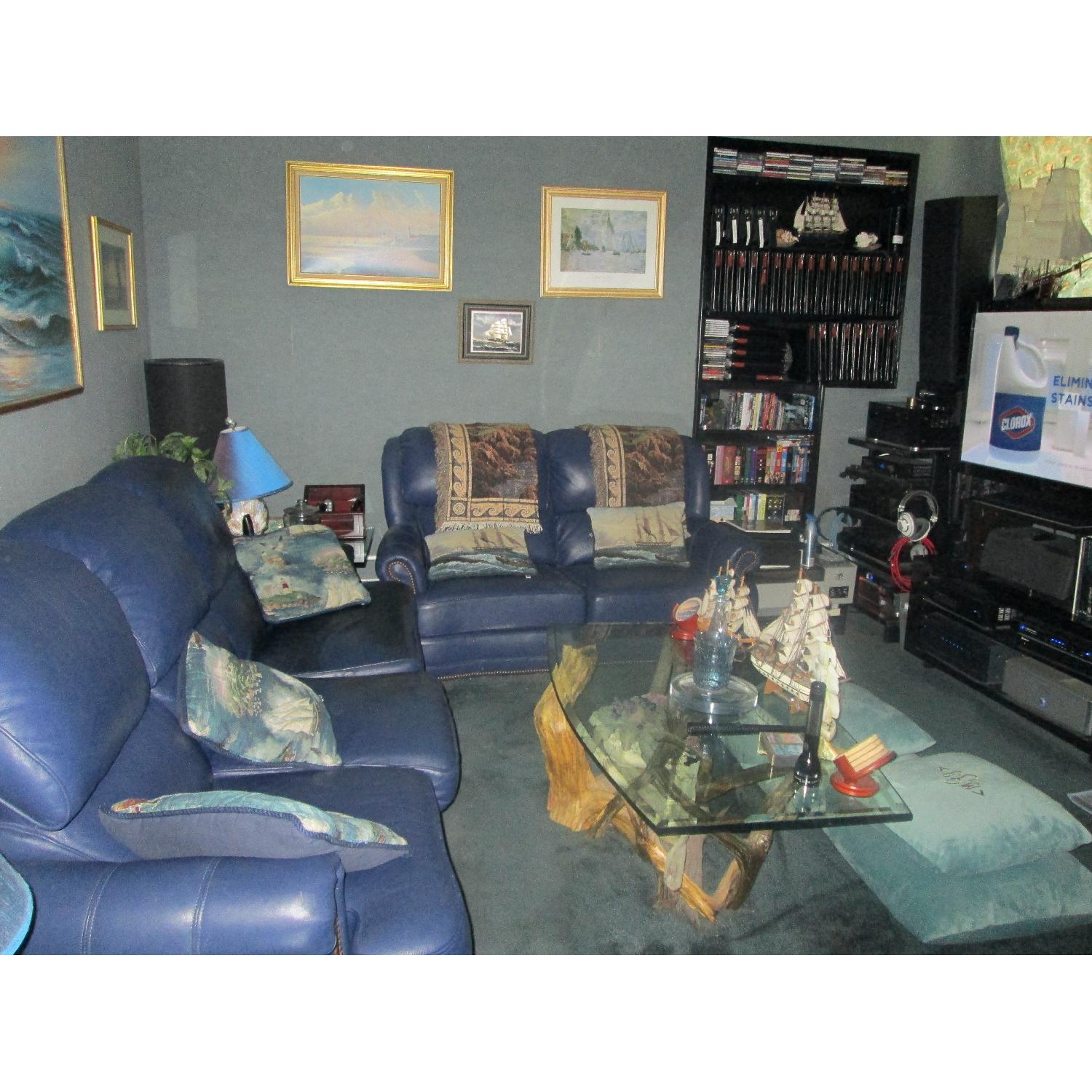 Wellington Furniture Leather Convertible Sofa and Loveseat - image-1