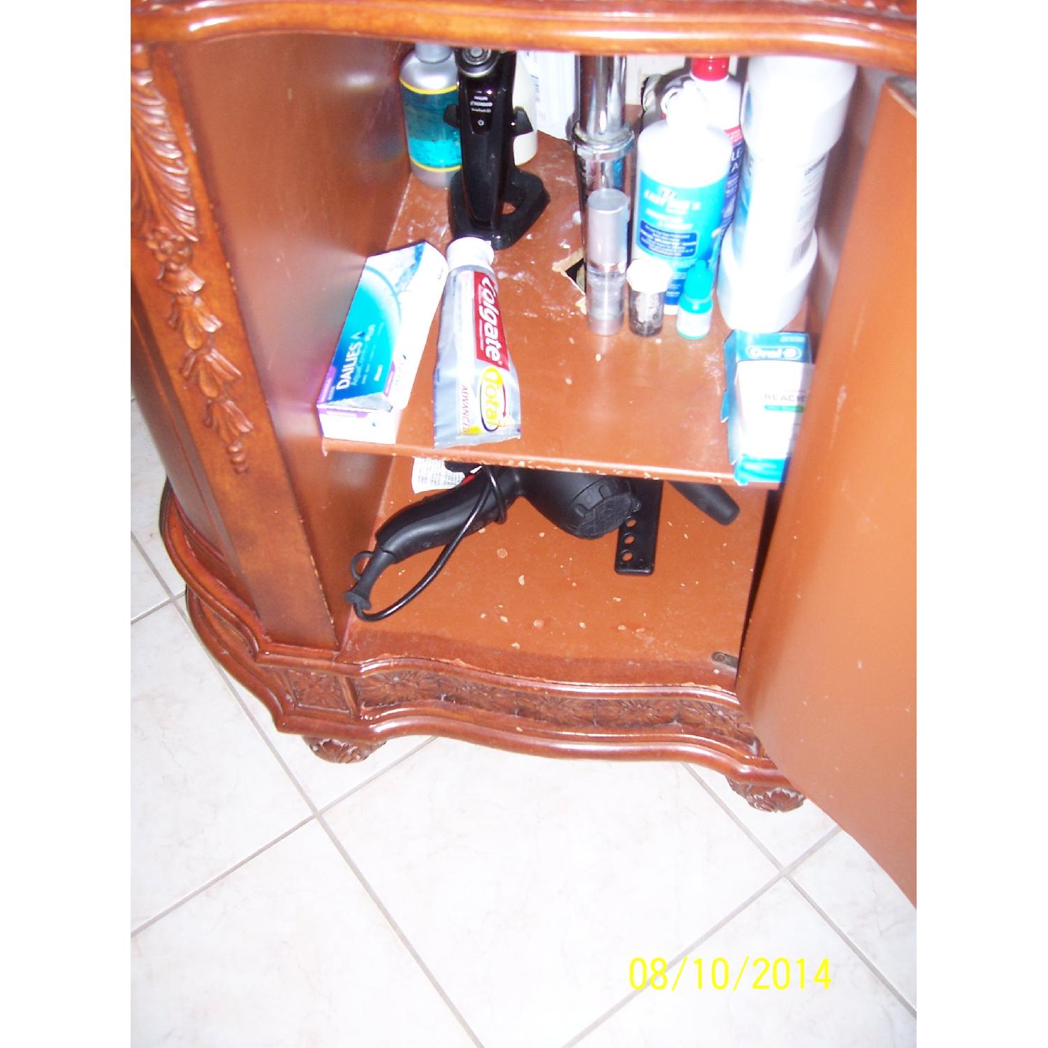 Bathroom Vanity - image-3