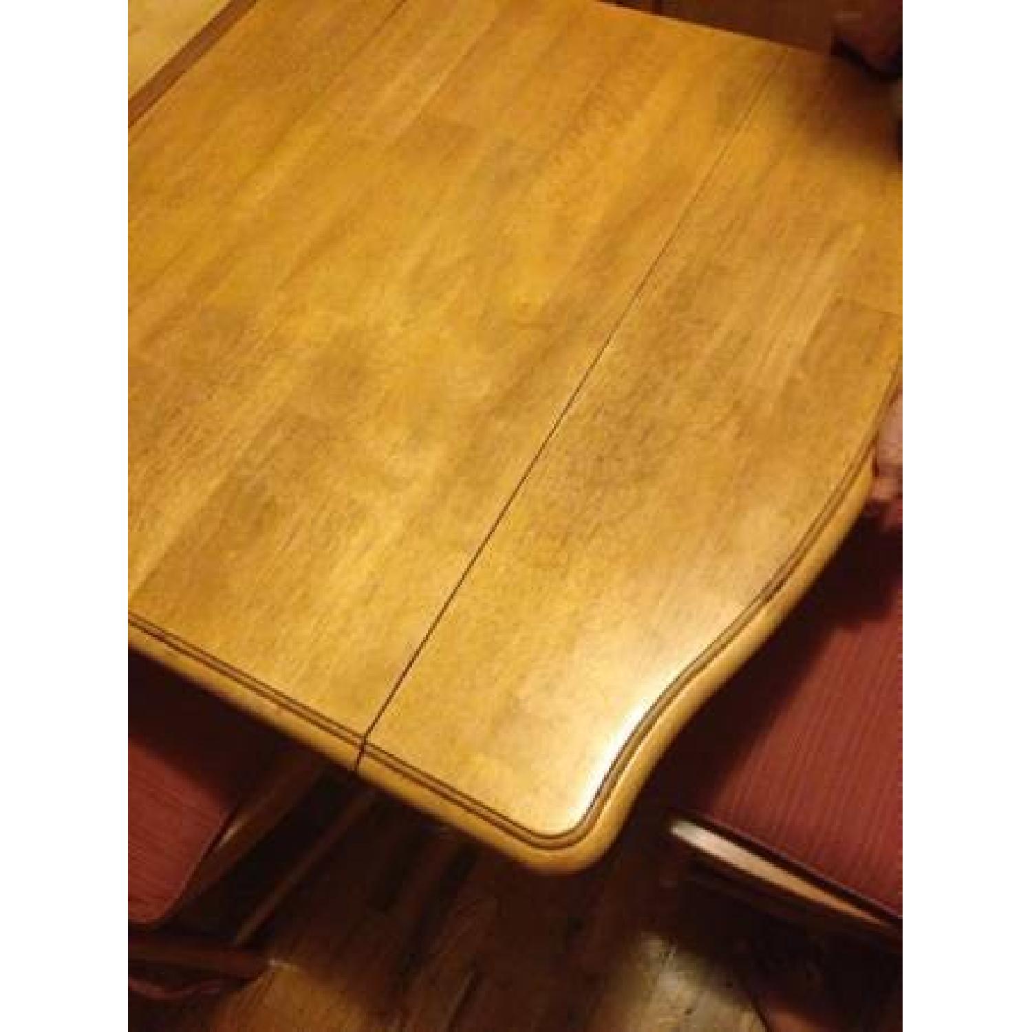 Solid Oak Dining Room Table w/ 4 Chairs - image-3