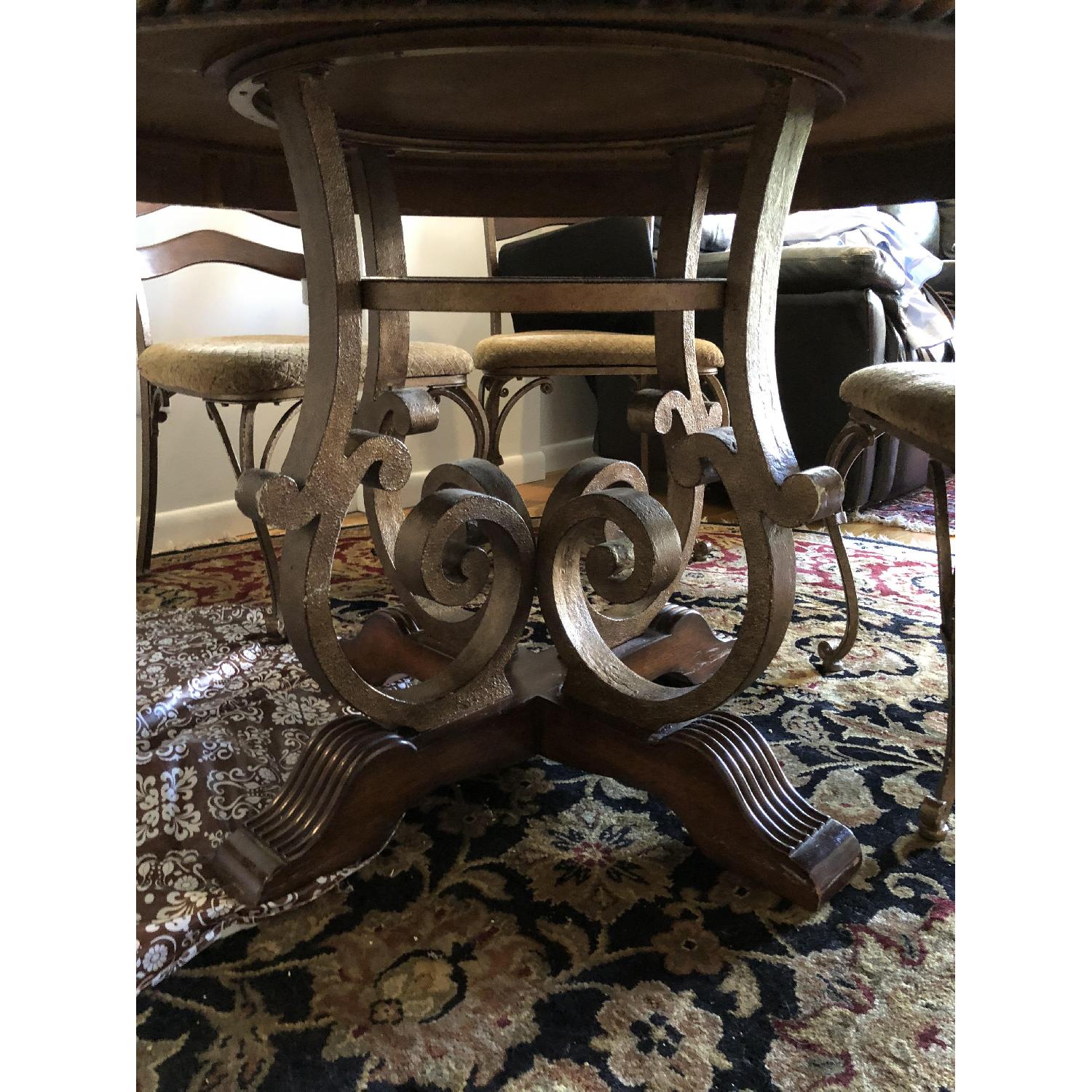 Round Dining Table w/ 6 Chairs - image-7