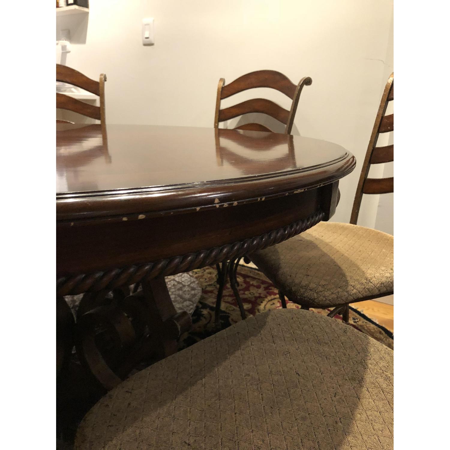 Round Dining Table w/ 6 Chairs - image-10