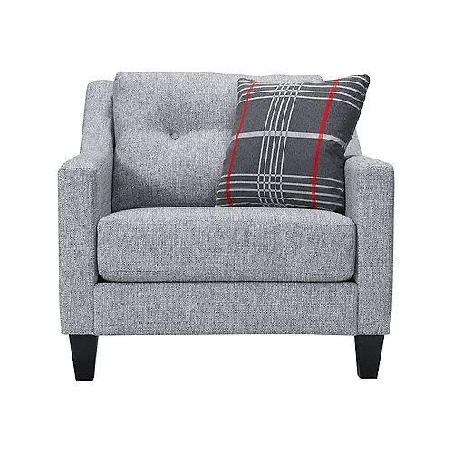 Raymour & Flanigan Modern Grey Finnegan Chair AptDeco