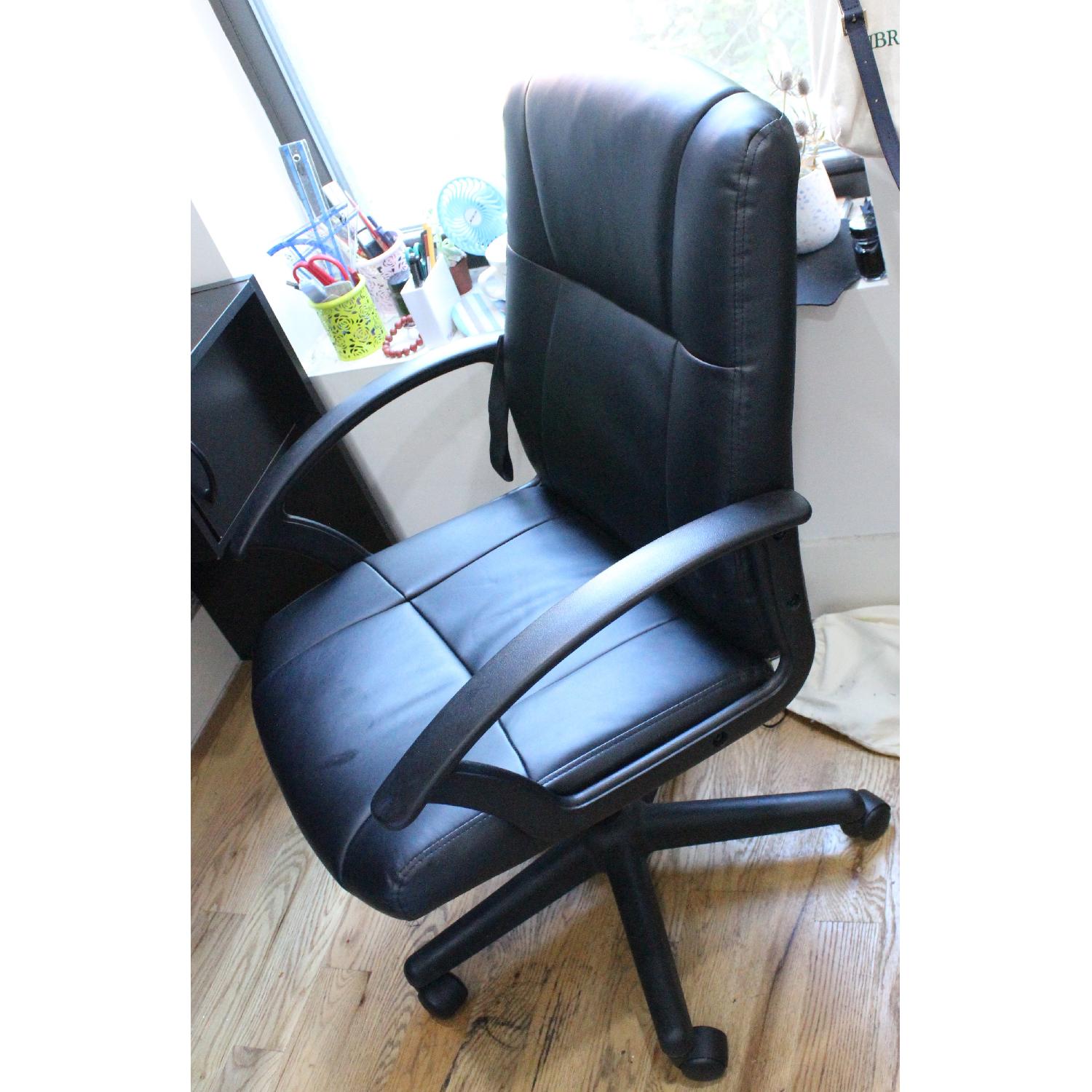 OFM Essentials ESS-6000 Ergonomic Leather Executive Chair - image-3