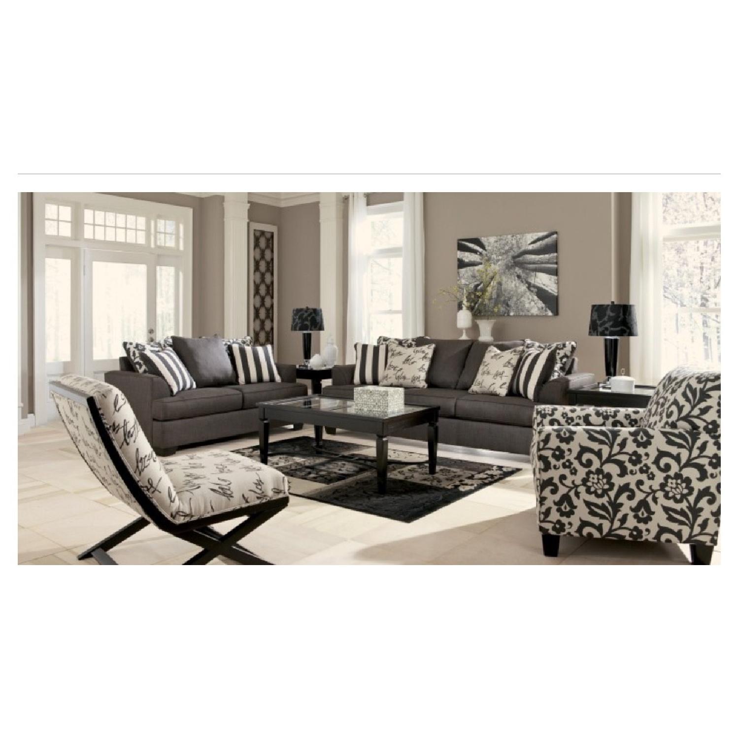 Ashley Signature Design Levon Loveseat - image-1