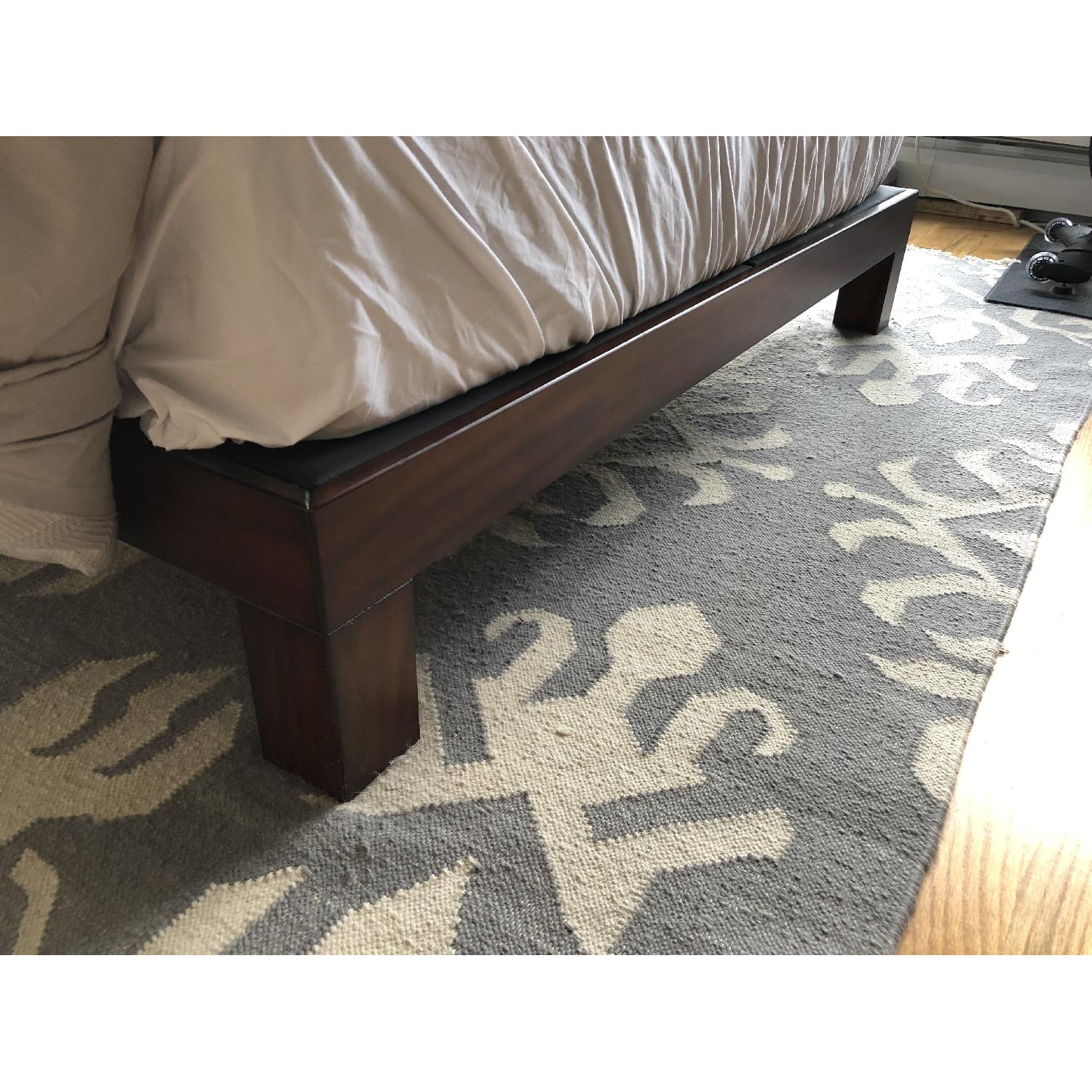 Charles P. Rogers Madera Platform Queen Bed - image-5
