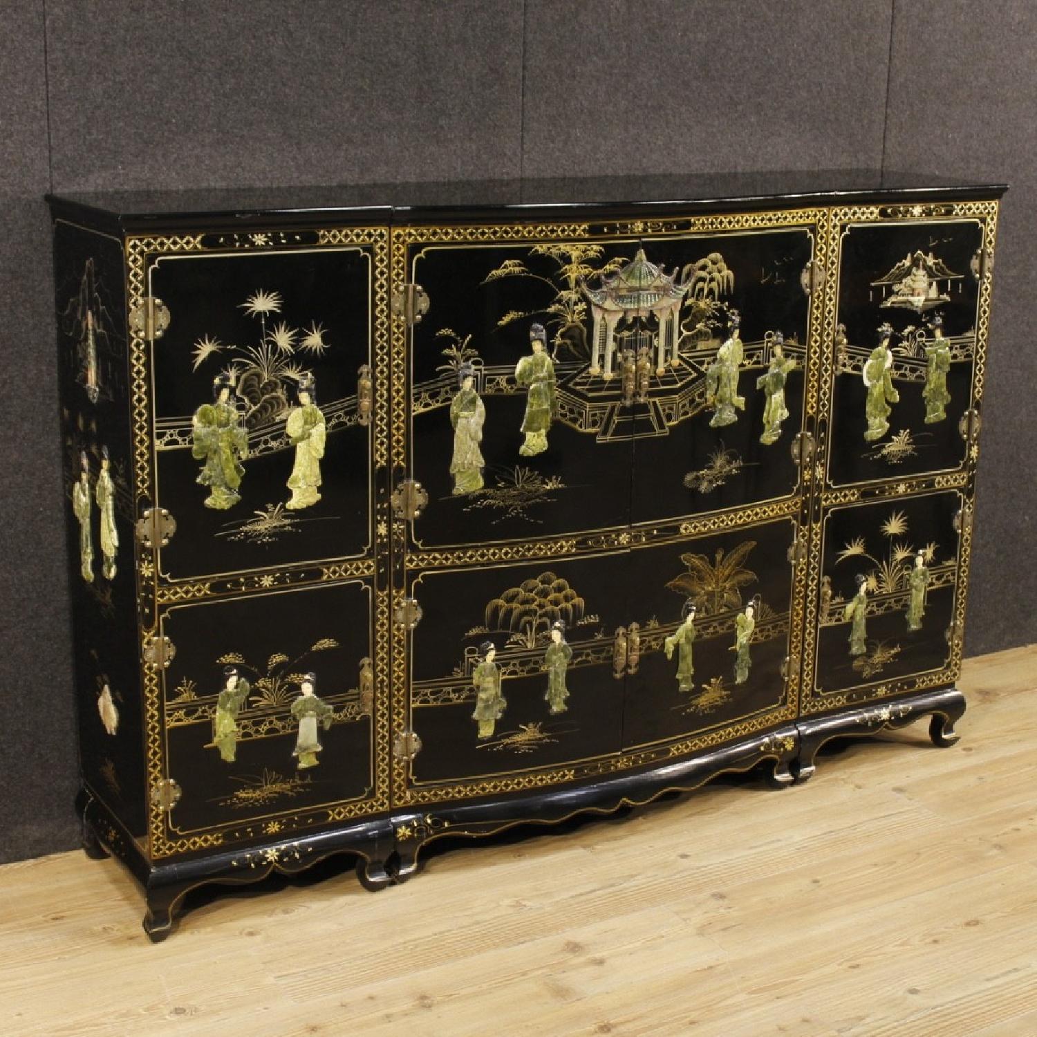 French Sideboard in Lacquered & Painted Chinoiserie Wood - image-5